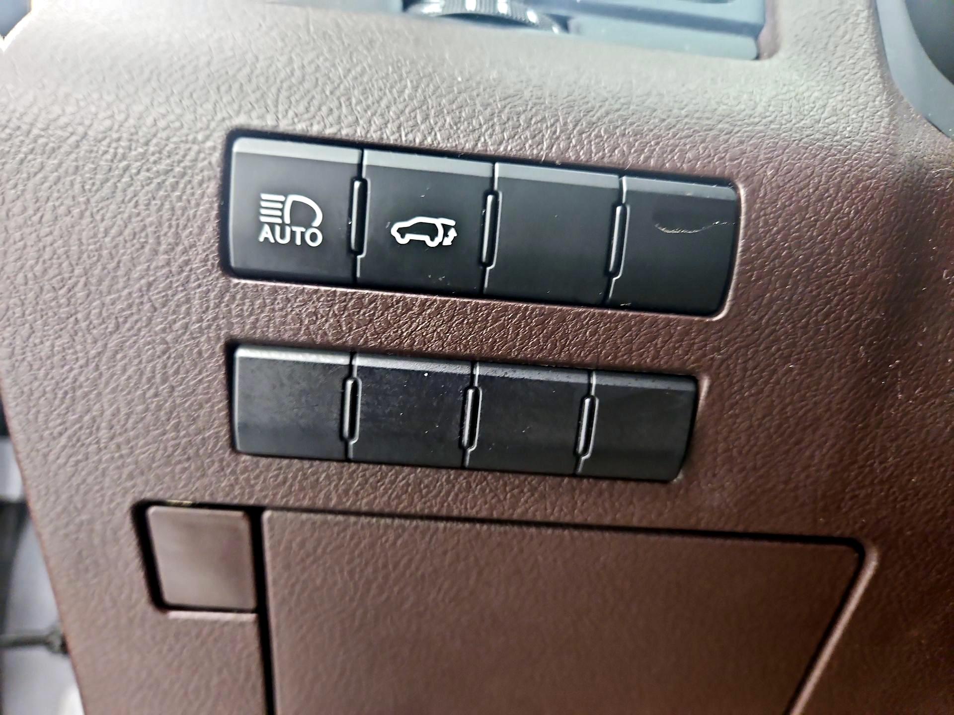 Thumbnail: 2016 Lexus RX - 13