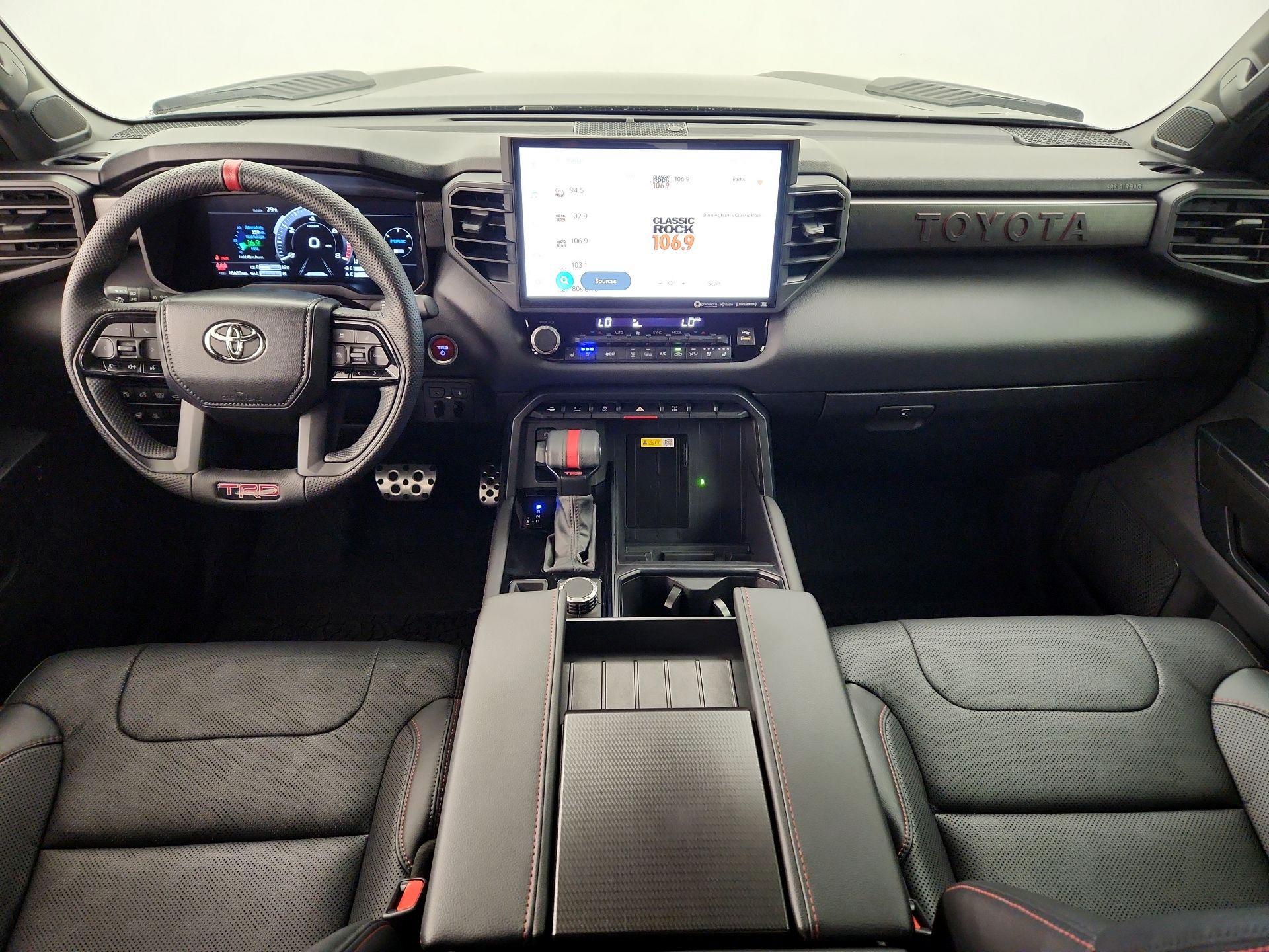 Thumbnail: 2024 Toyota Tundra - 9