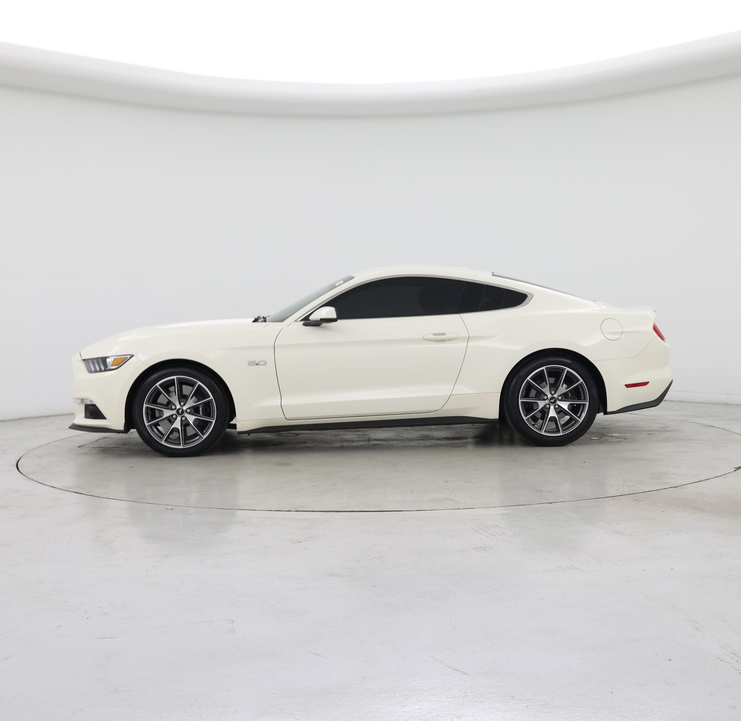 Thumbnail: 2015 Ford Mustang - 3