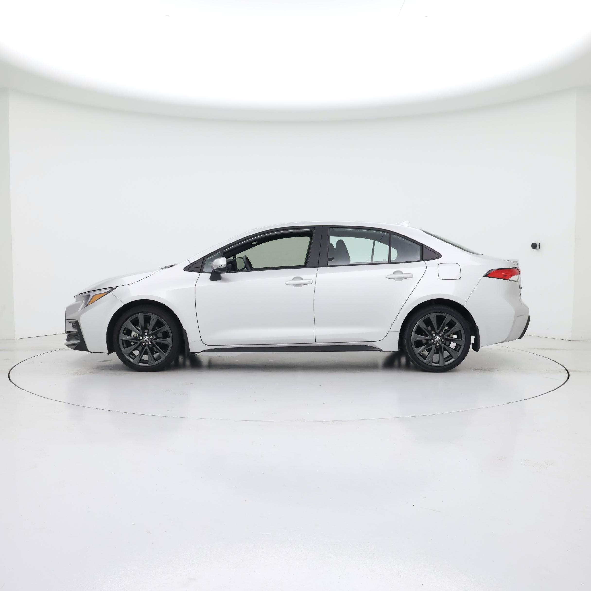 Thumbnail: 2025 Toyota Corolla - 3