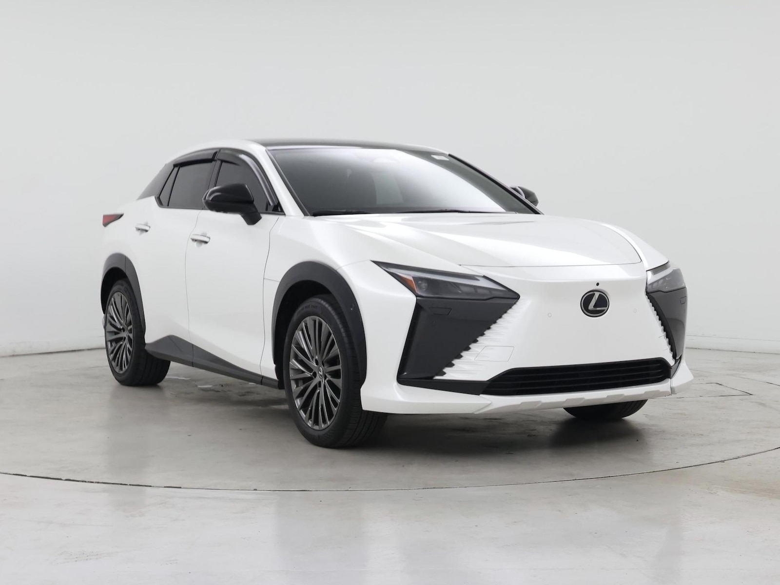 2023 Lexus RZ Luxury - Photo 2
