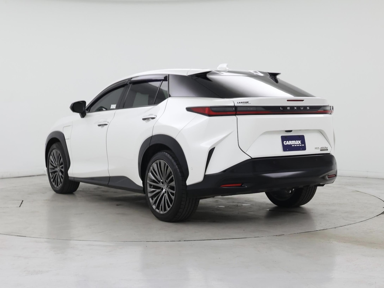 2023 Lexus RZ Luxury - Photo 3