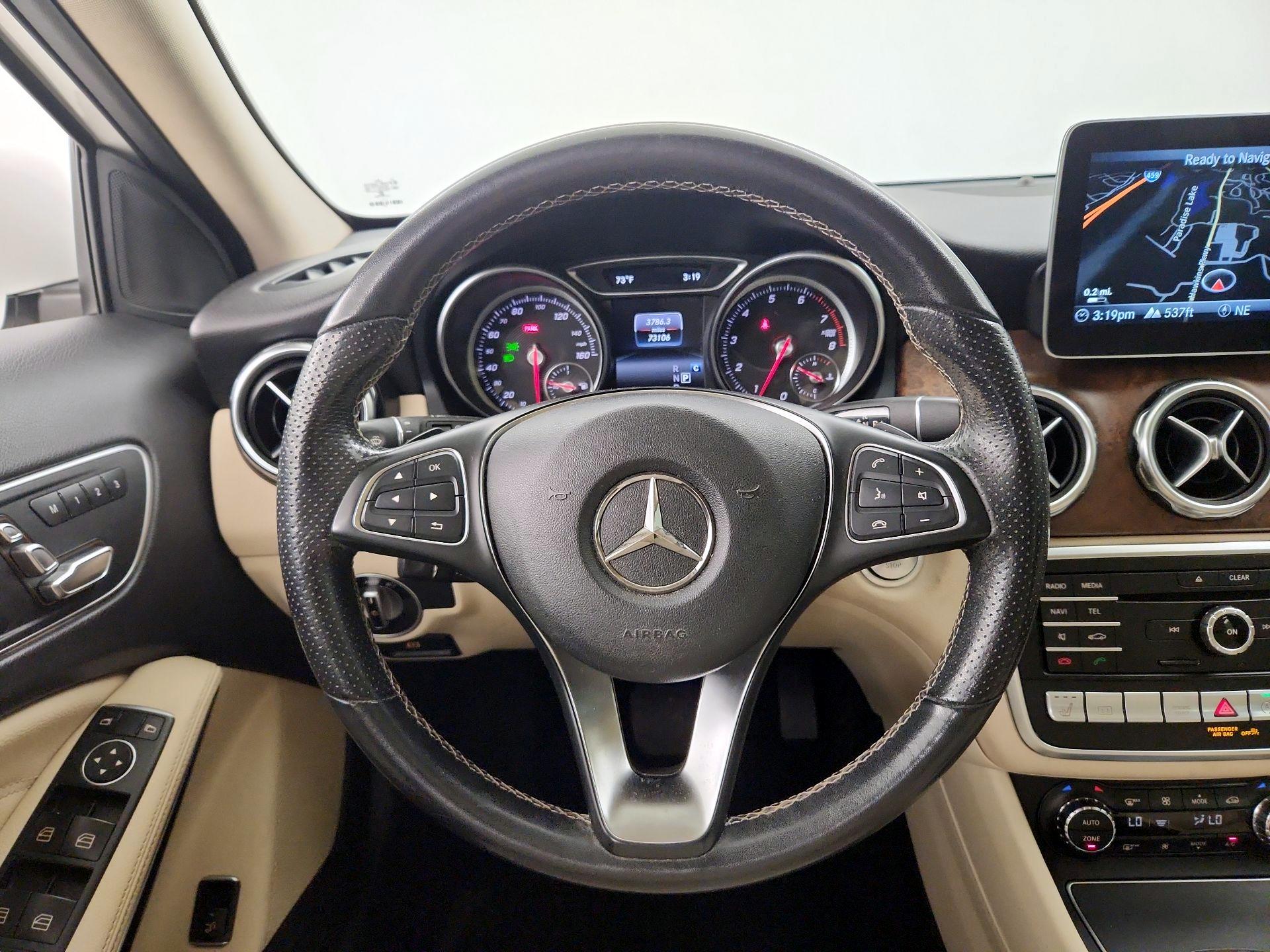 Thumbnail: 2020 Mercedes-Benz GLA - 10