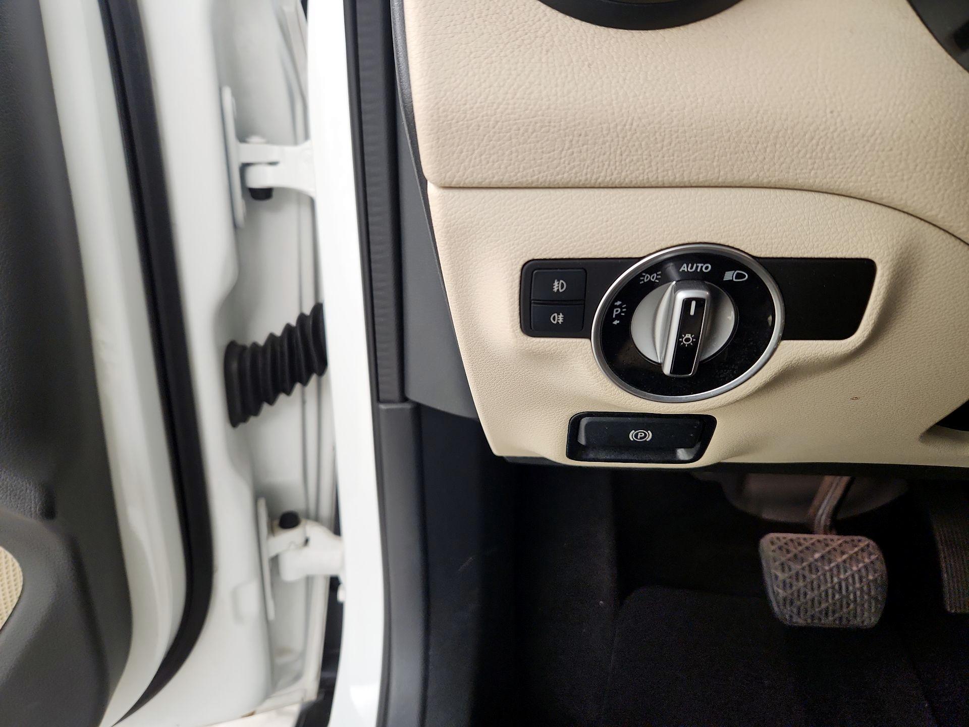 Thumbnail: 2020 Mercedes-Benz GLA - 13