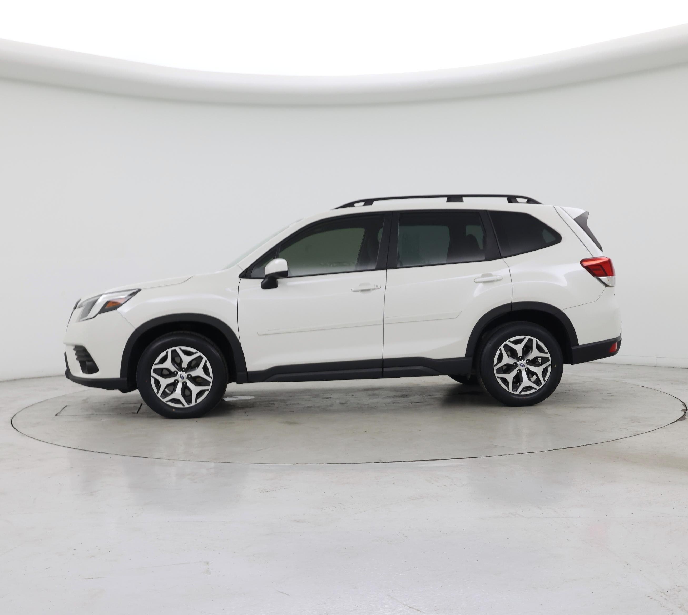 Thumbnail: 2023 Subaru Forester - 3