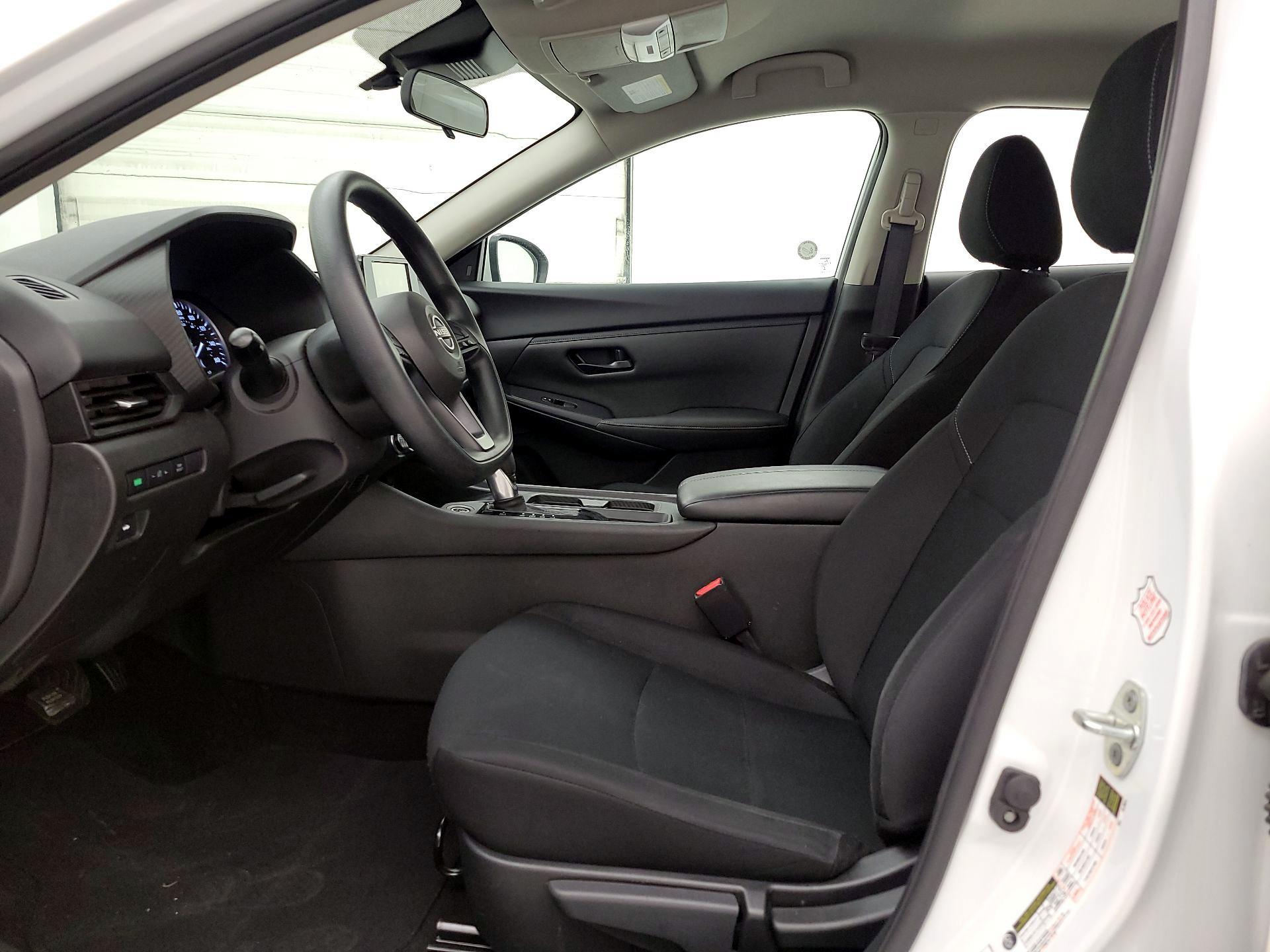 Thumbnail: 2024 Nissan Sentra - 11
