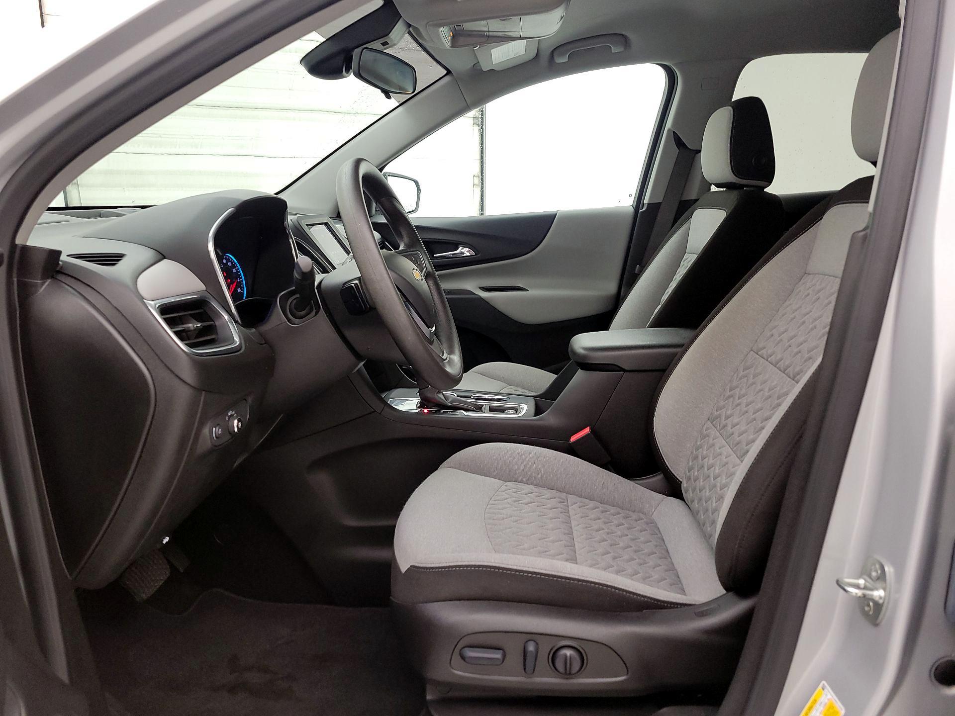 Thumbnail: 2022 Chevrolet Equinox - 11