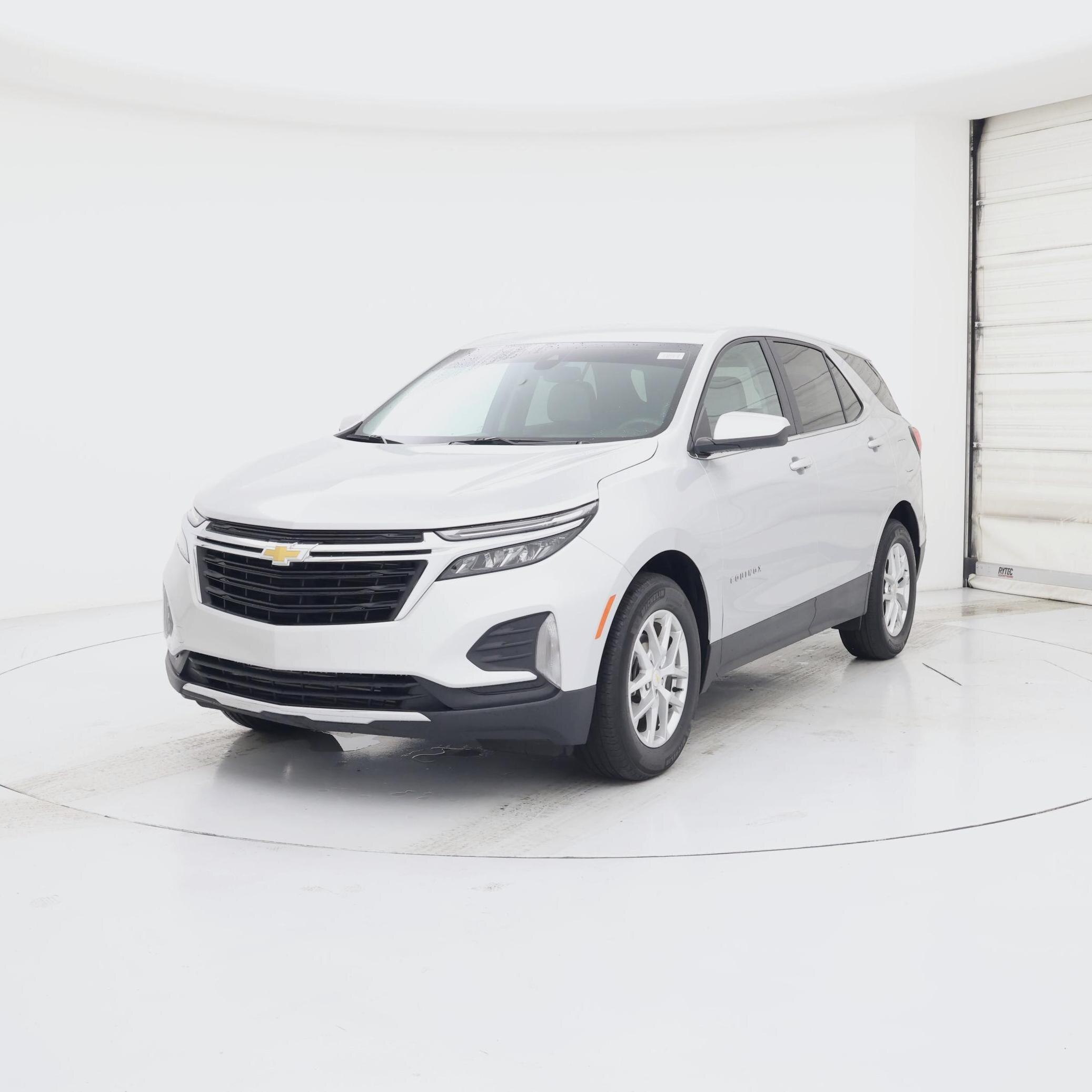 Thumbnail: 2022 Chevrolet Equinox - 4