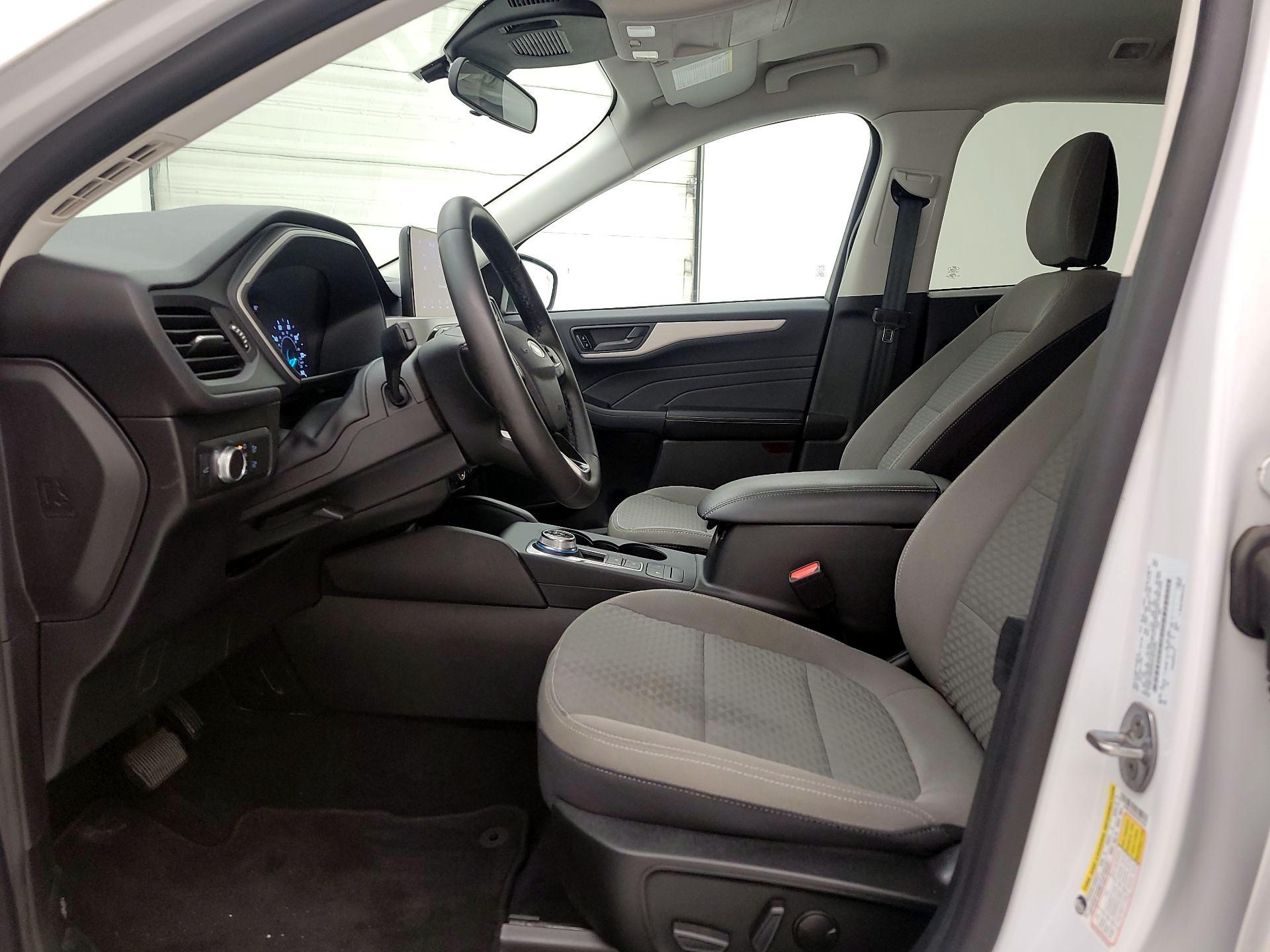 Thumbnail: 2022 Ford Escape - 11
