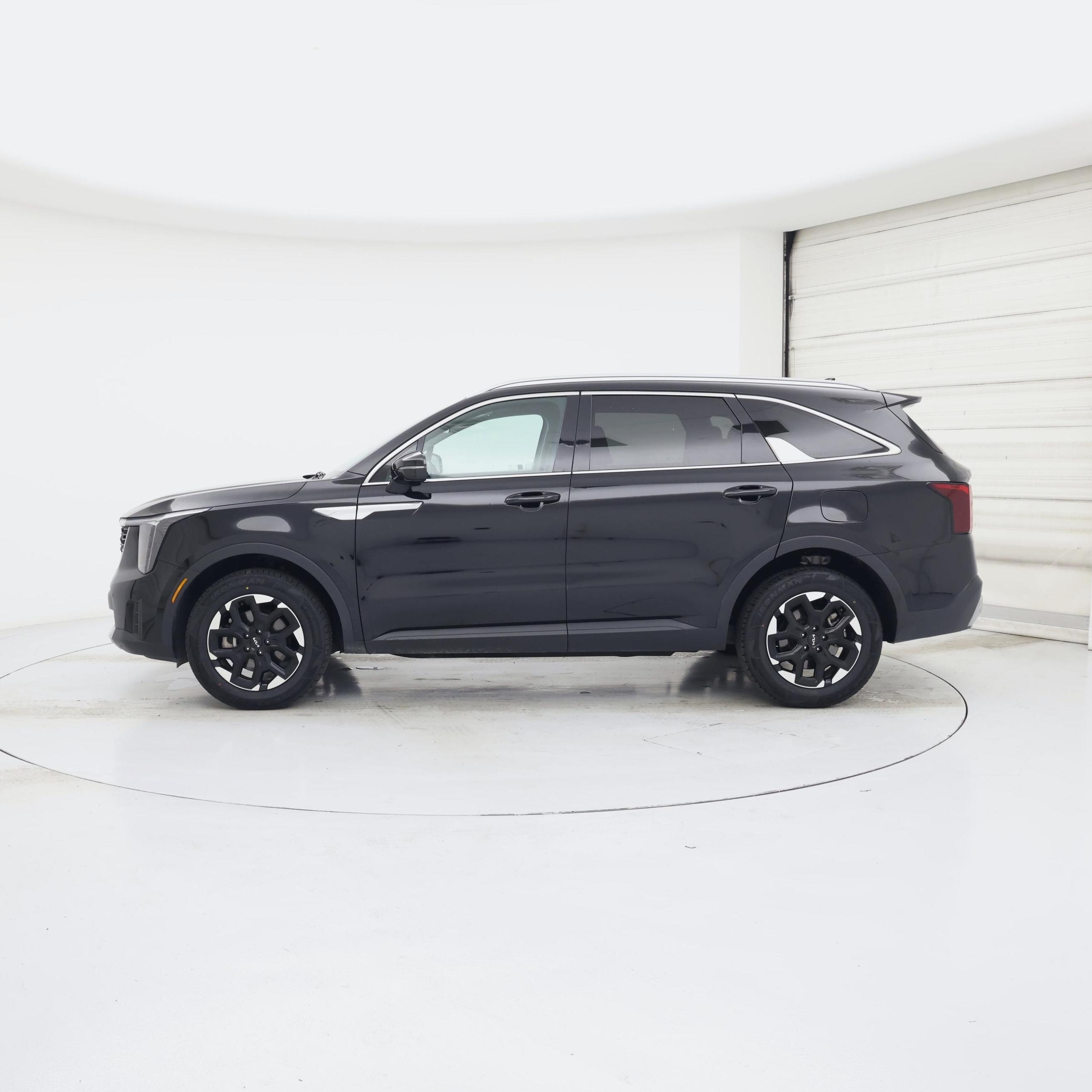 Thumbnail: 2024 Kia Sorento - 3