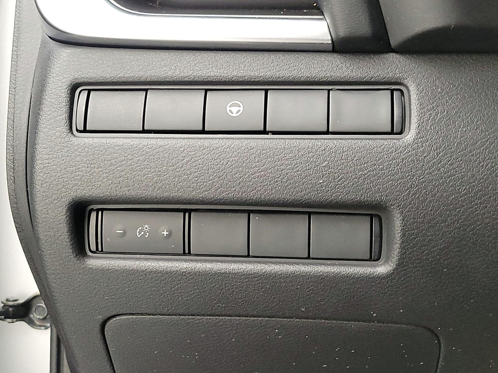 2022 Nissan Rogue SV - Photo 14