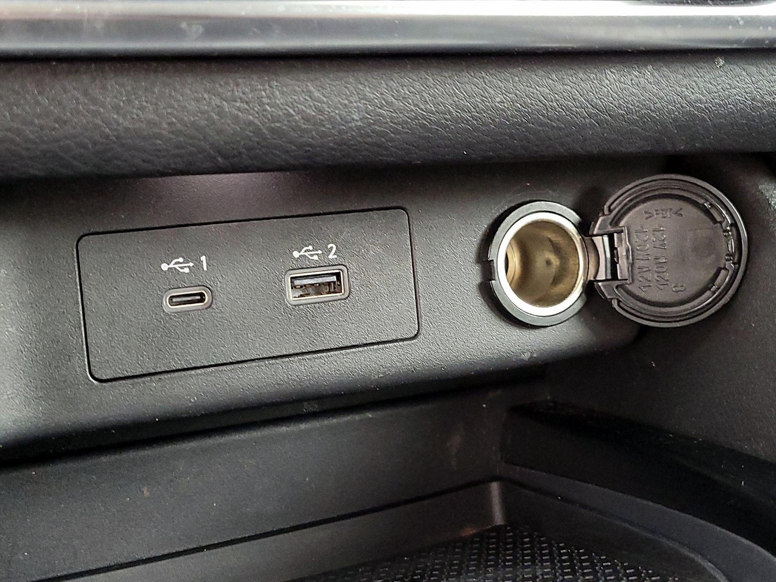 2022 Nissan Rogue SV - Photo 19
