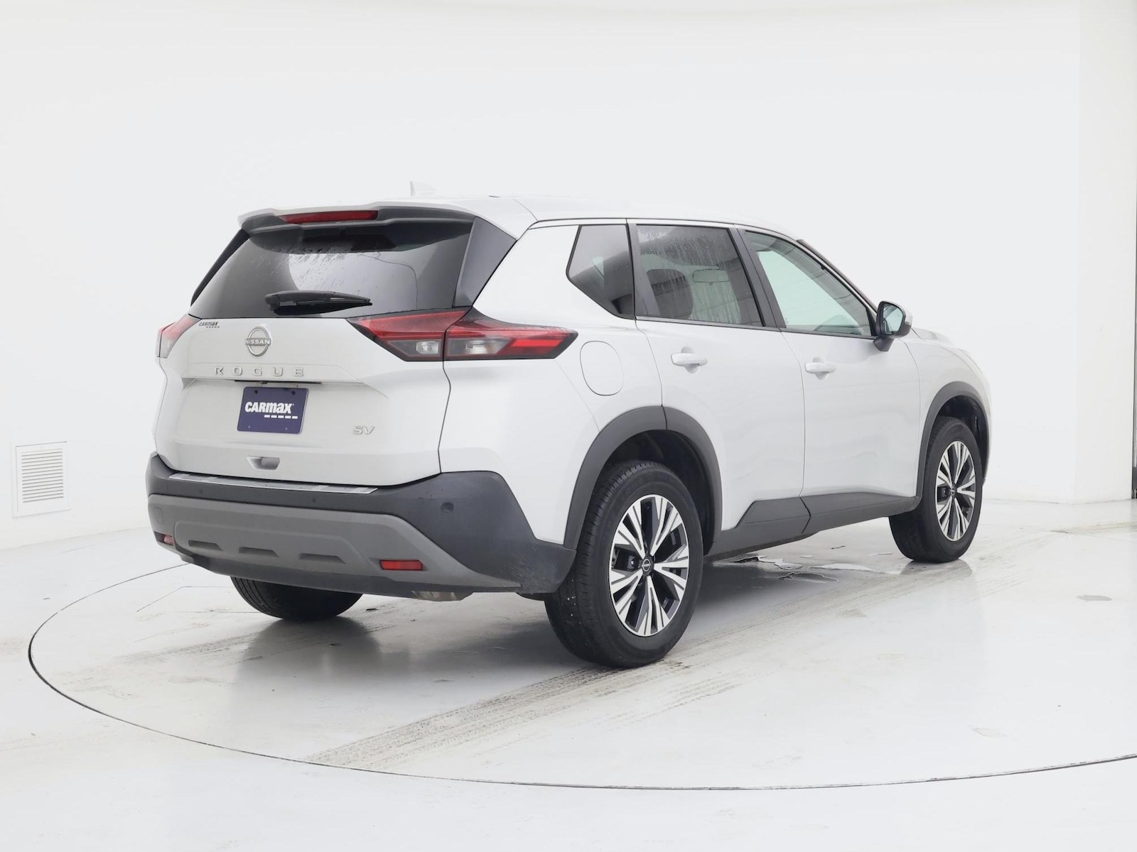 2022 Nissan Rogue SV - Photo 9