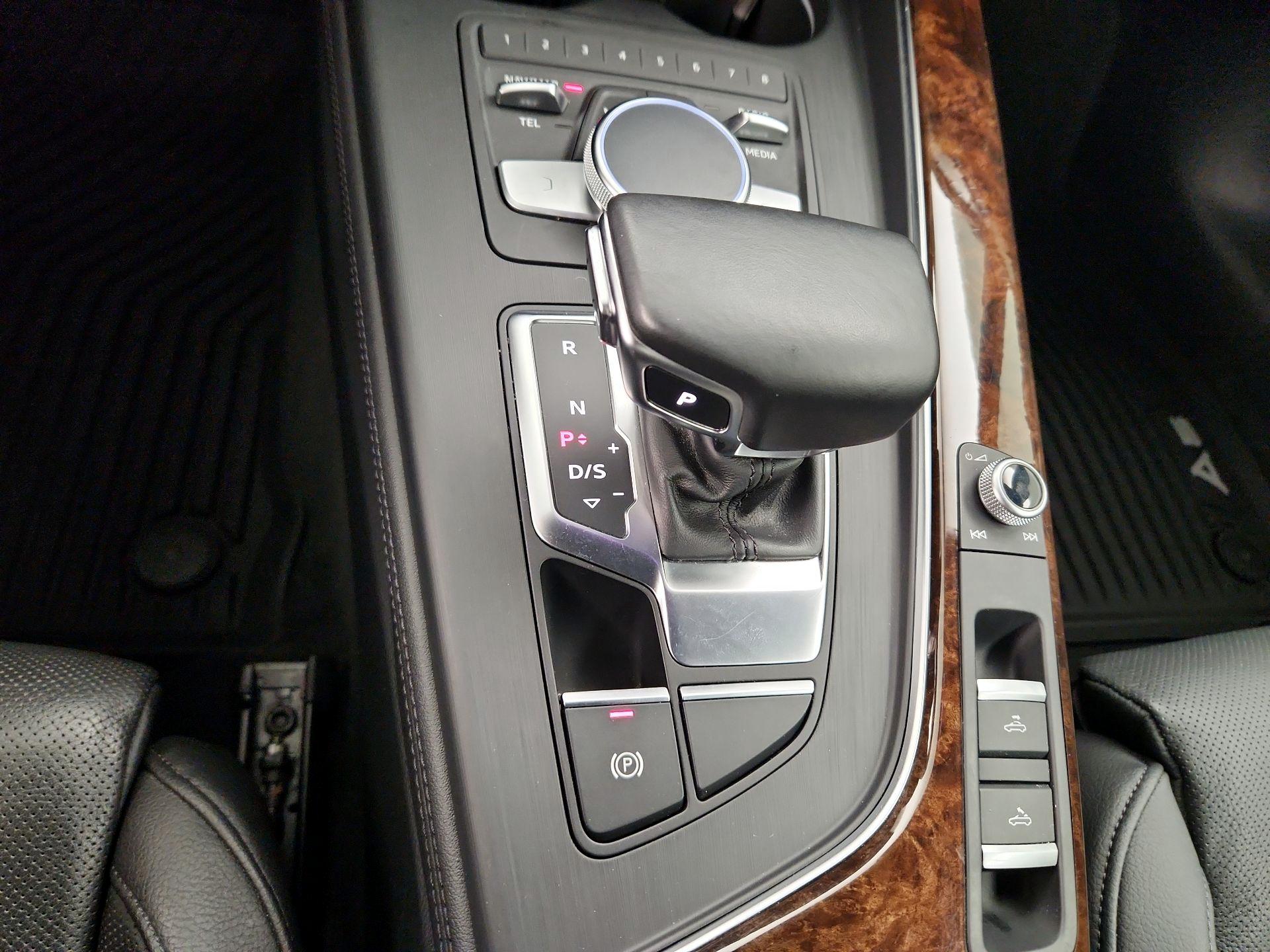 Thumbnail: 2019 Audi A5 - 18