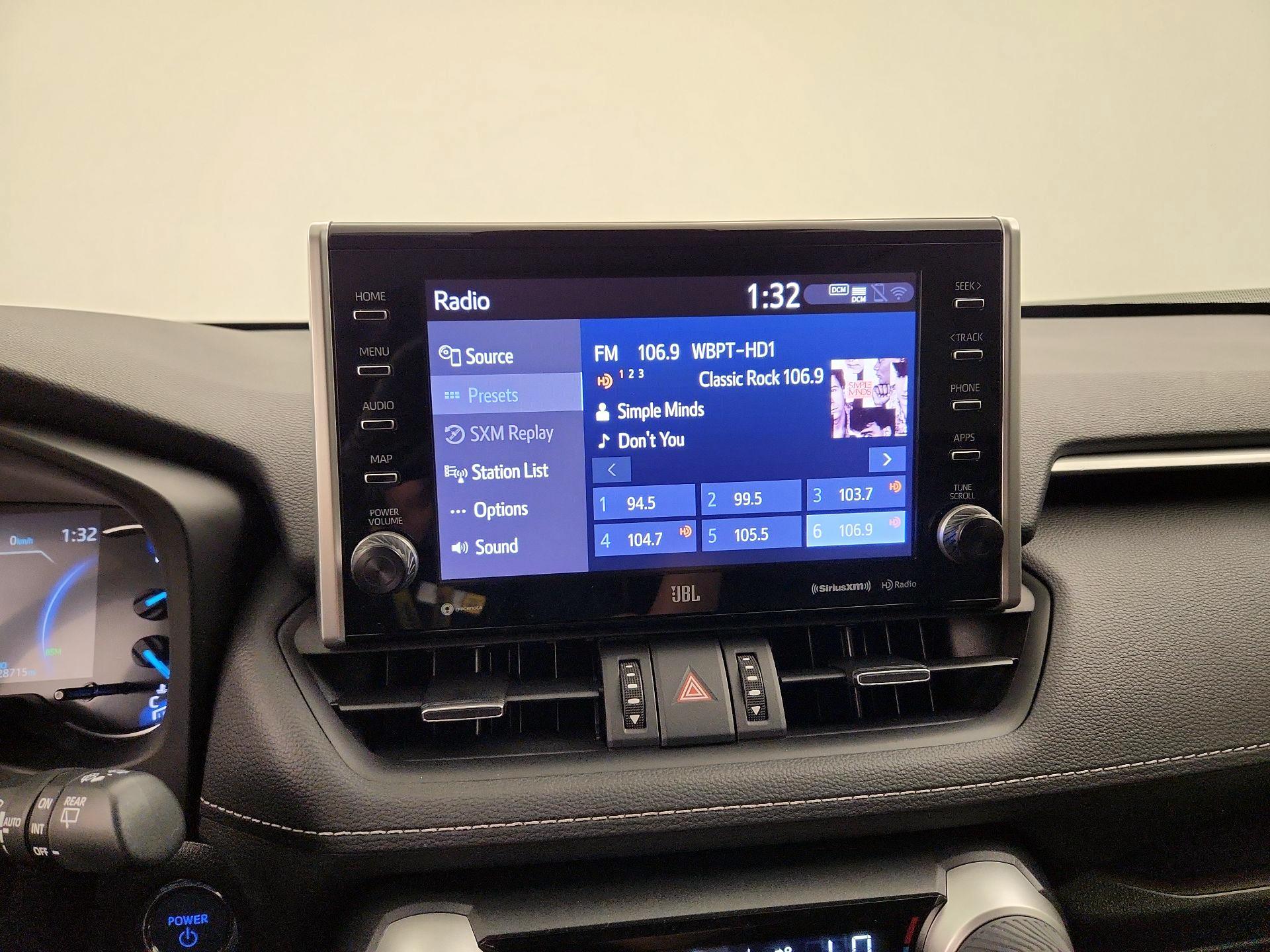 Thumbnail: 2022 Toyota RAV4 - 15