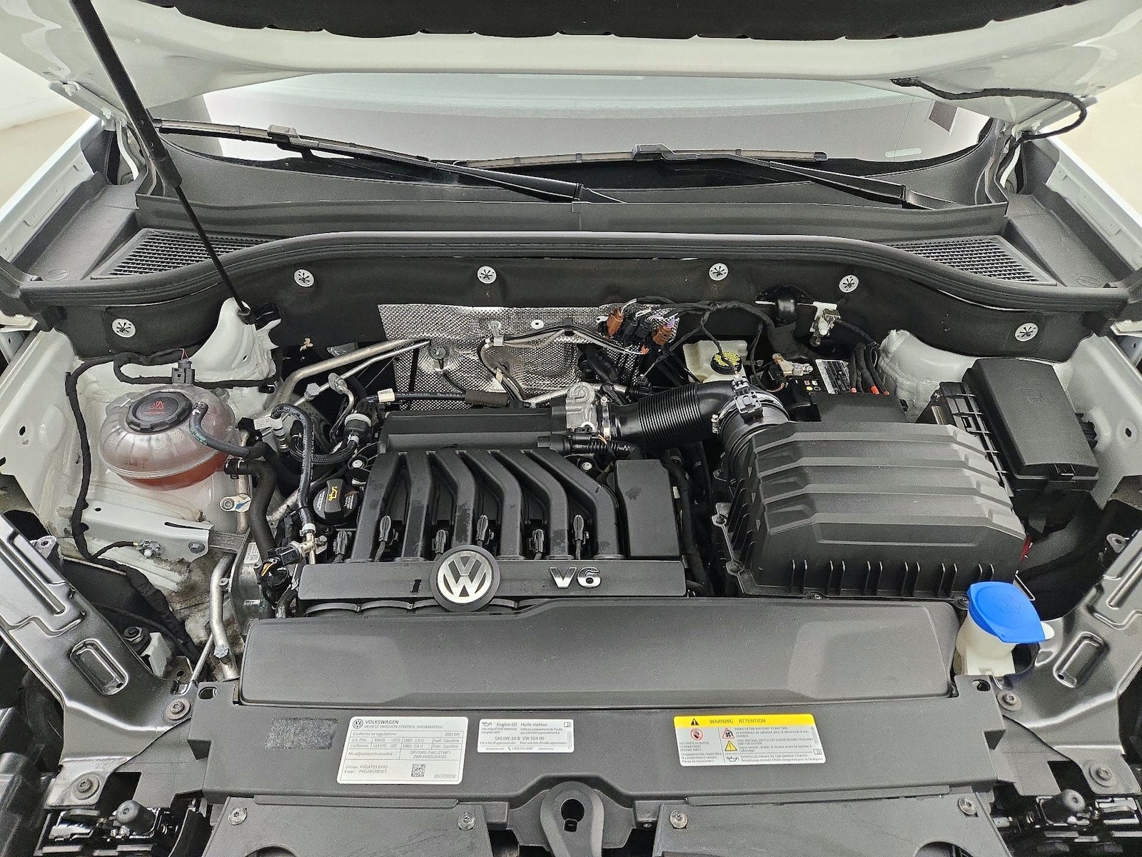 2023 Volkswagen Atlas SE w/Tech - Photo 25