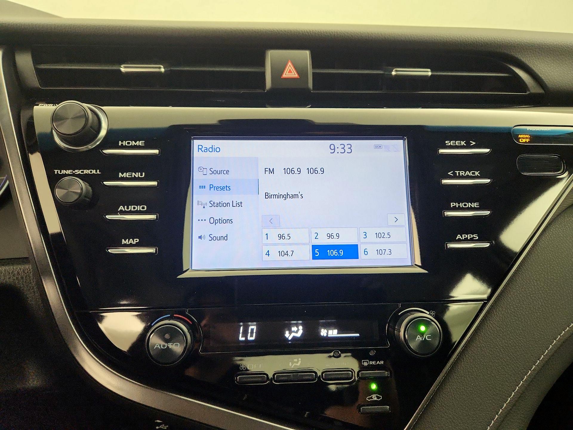 Thumbnail: 2019 Toyota Camry - 15