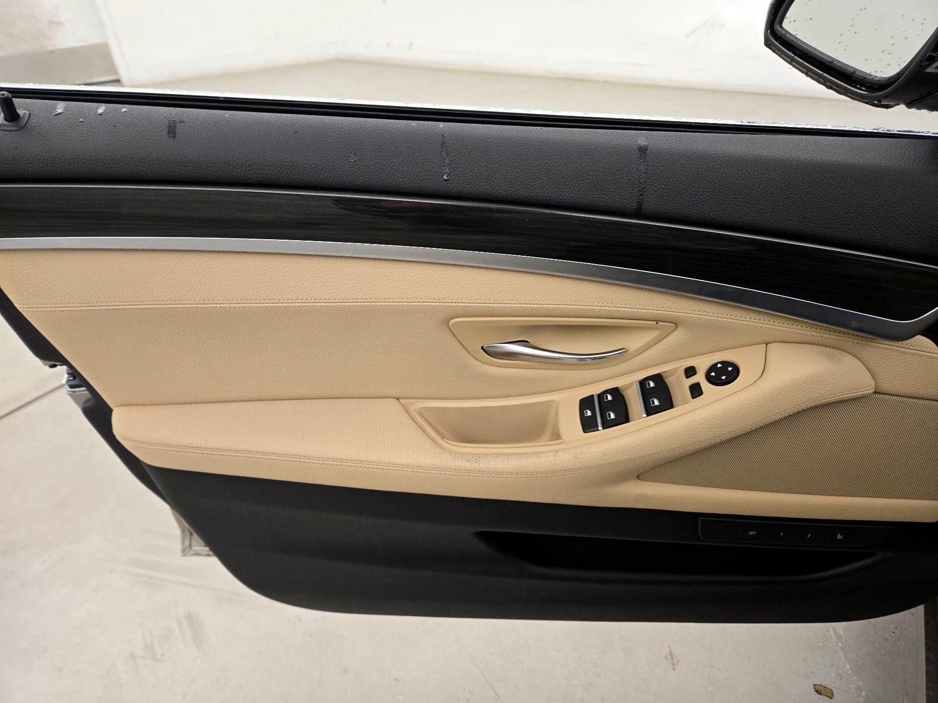 Thumbnail: 2016 BMW 5 Series - 12