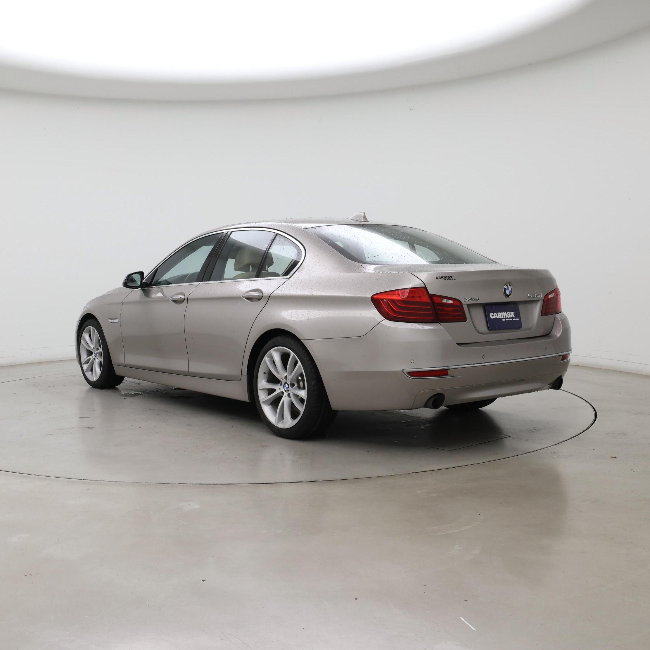 Thumbnail: 2016 BMW 5 Series - 2