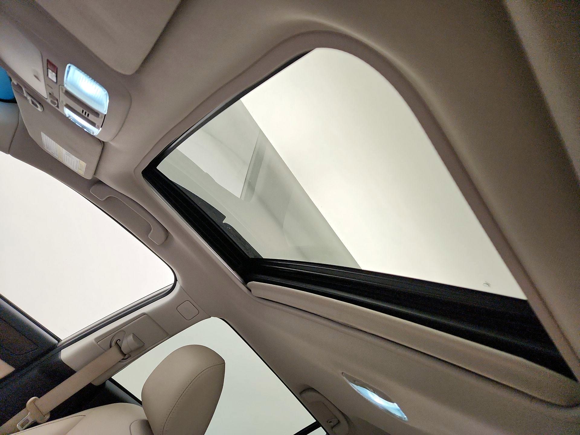 Thumbnail: 2018 Subaru Outback - 20