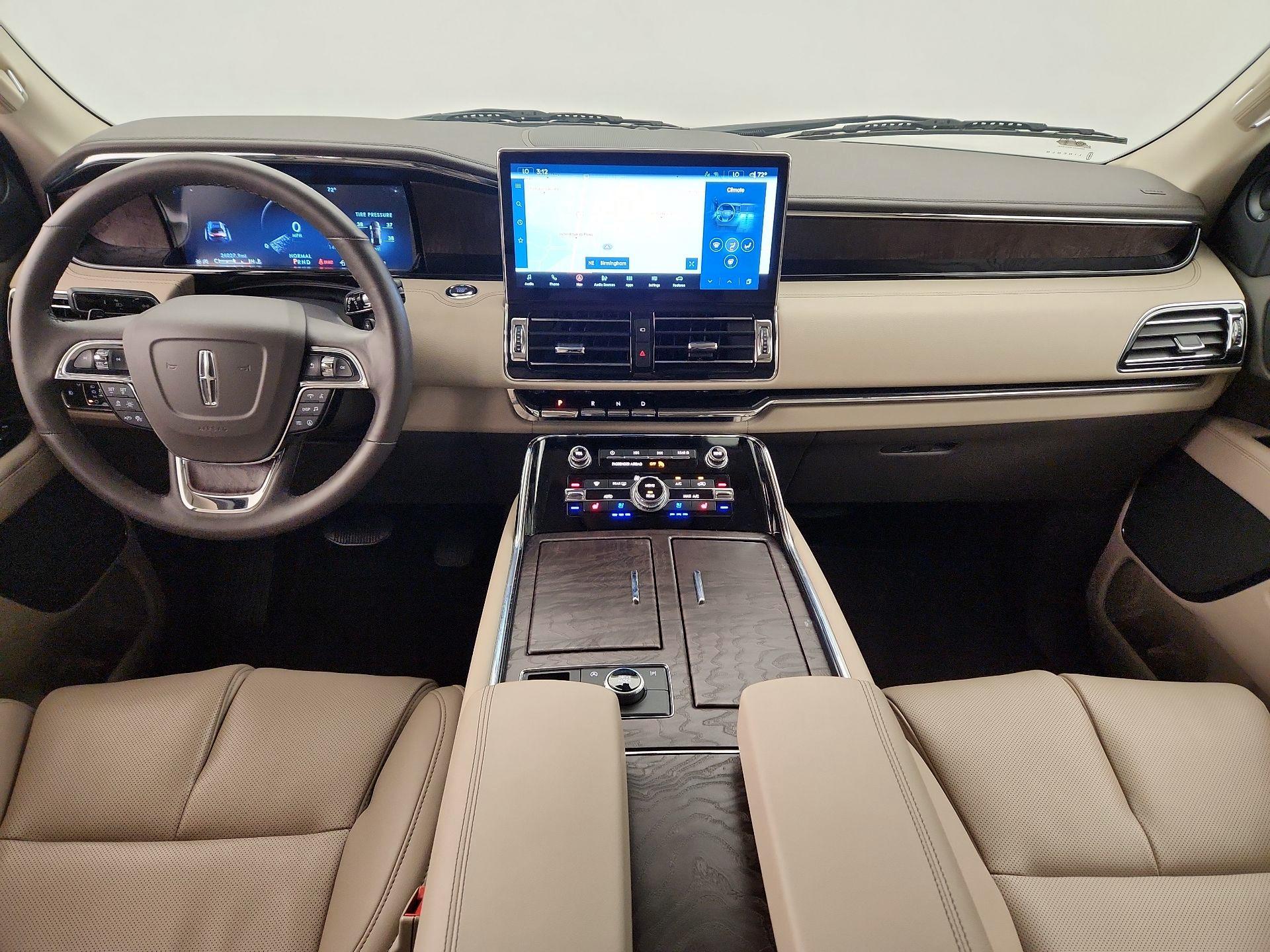 Thumbnail: 2022 Lincoln Navigator - 9