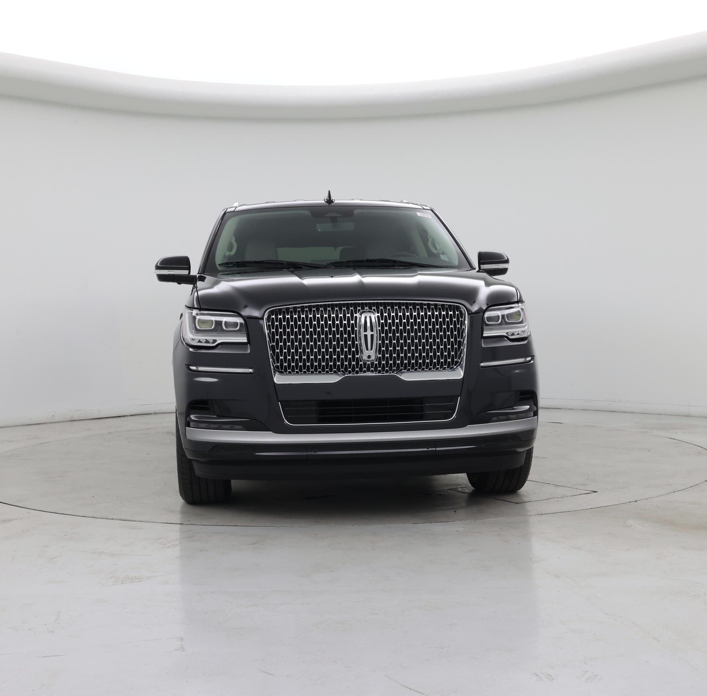 Thumbnail: 2022 Lincoln Navigator - 5