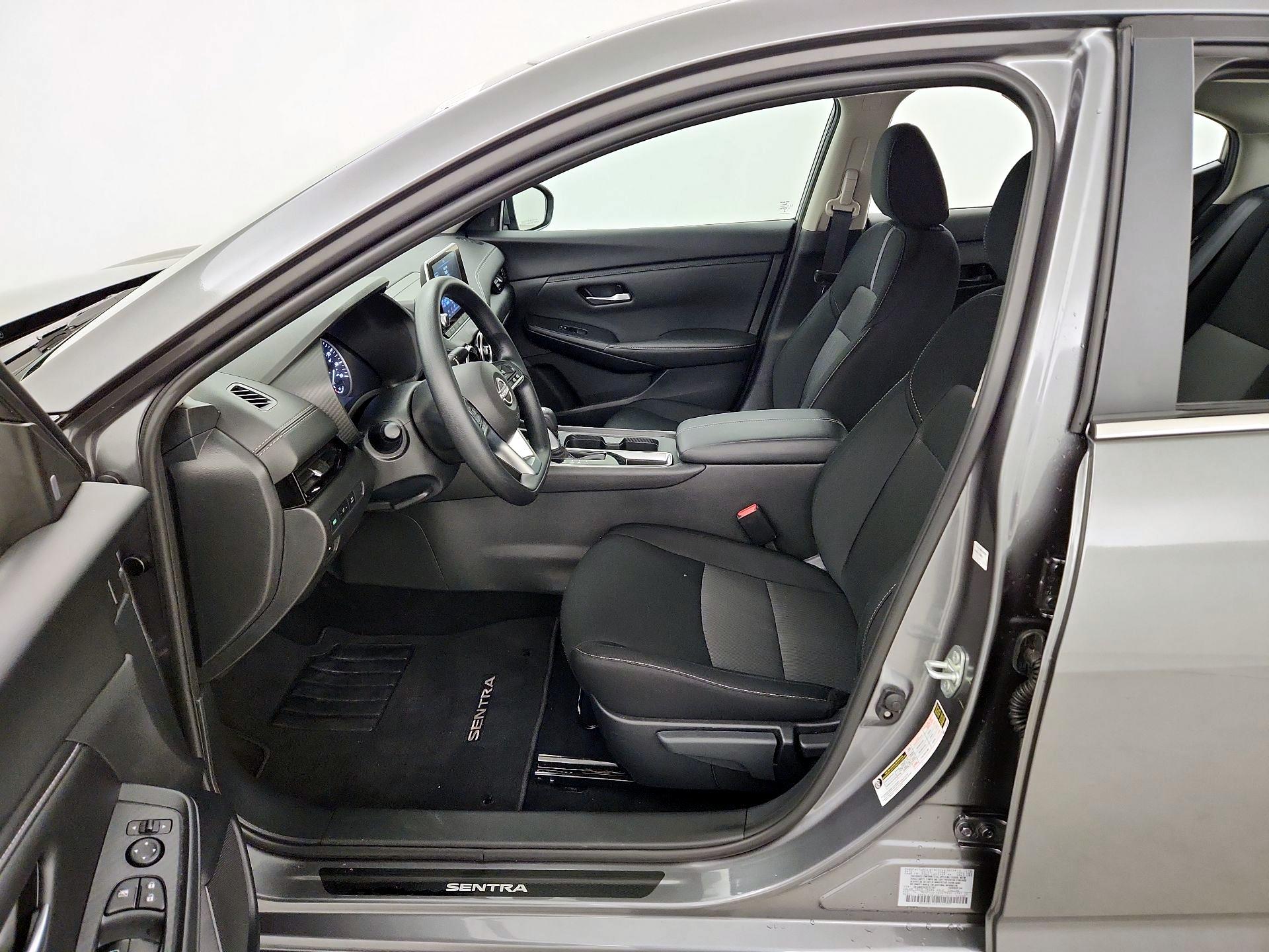 Thumbnail: 2025 Nissan Sentra - 11