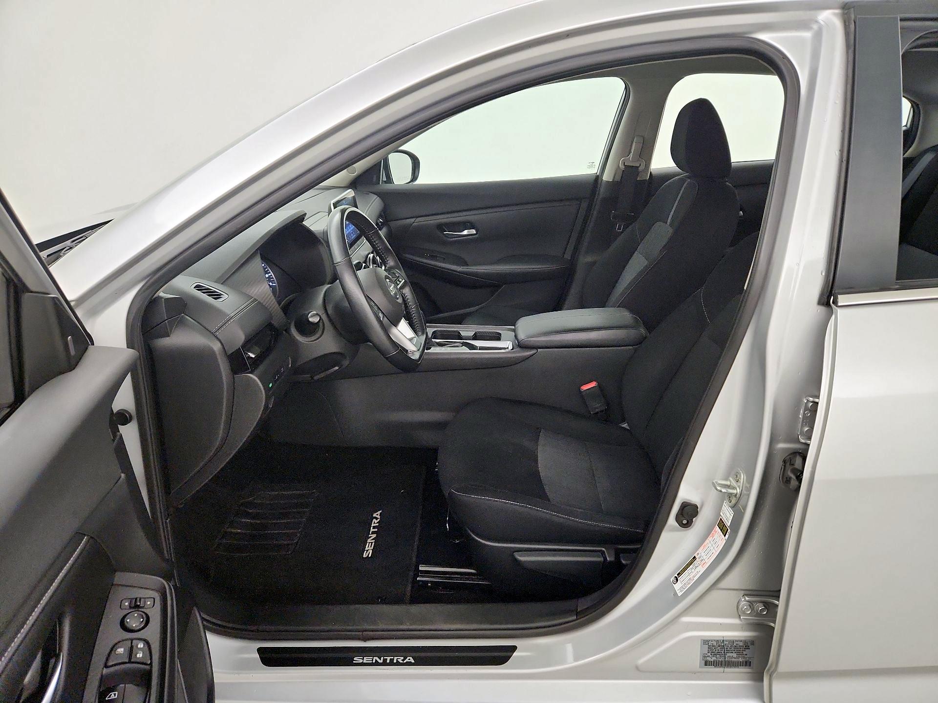 Thumbnail: 2022 Nissan Sentra - 11