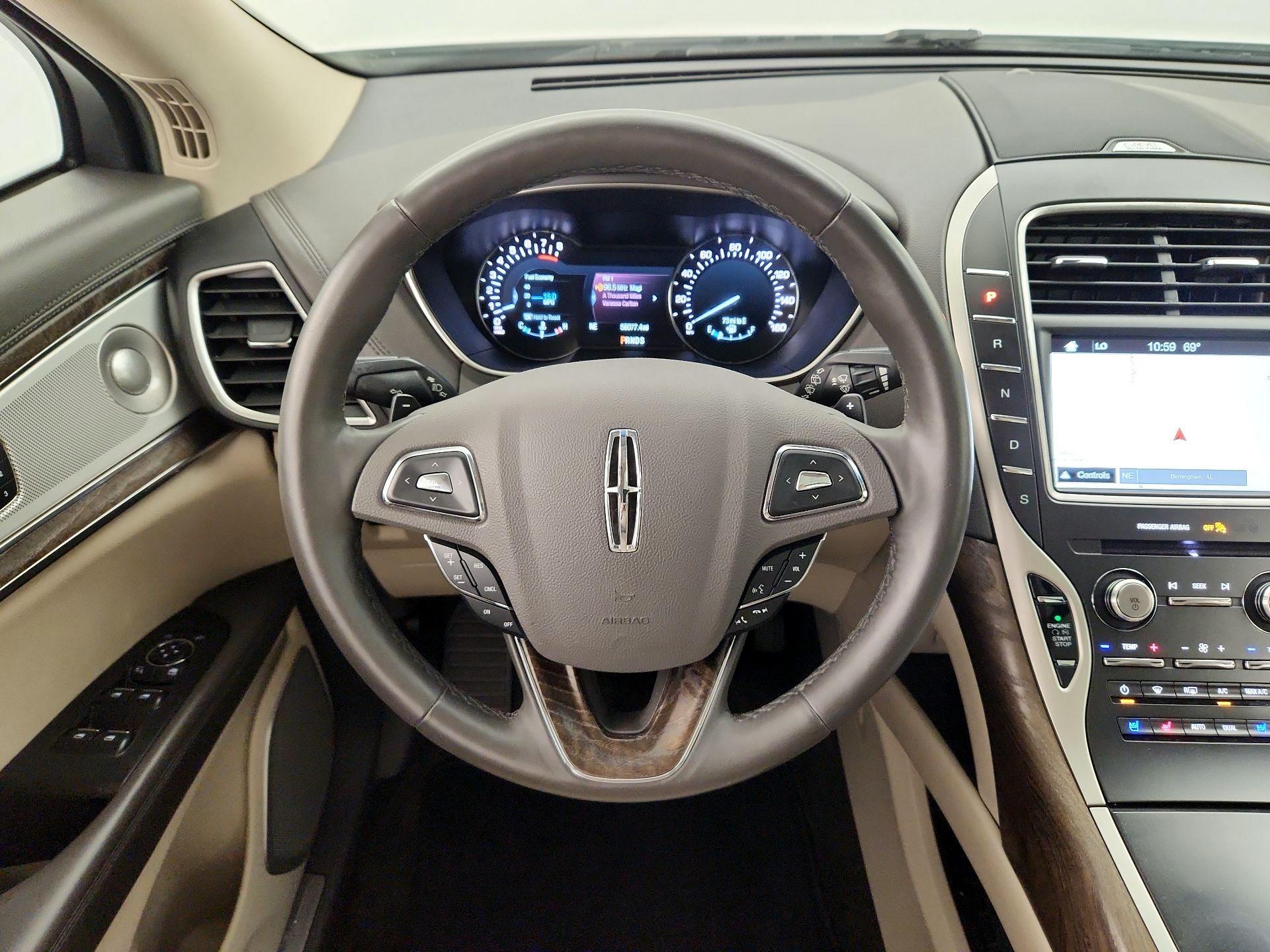 Thumbnail: 2017 Lincoln MKX - 10