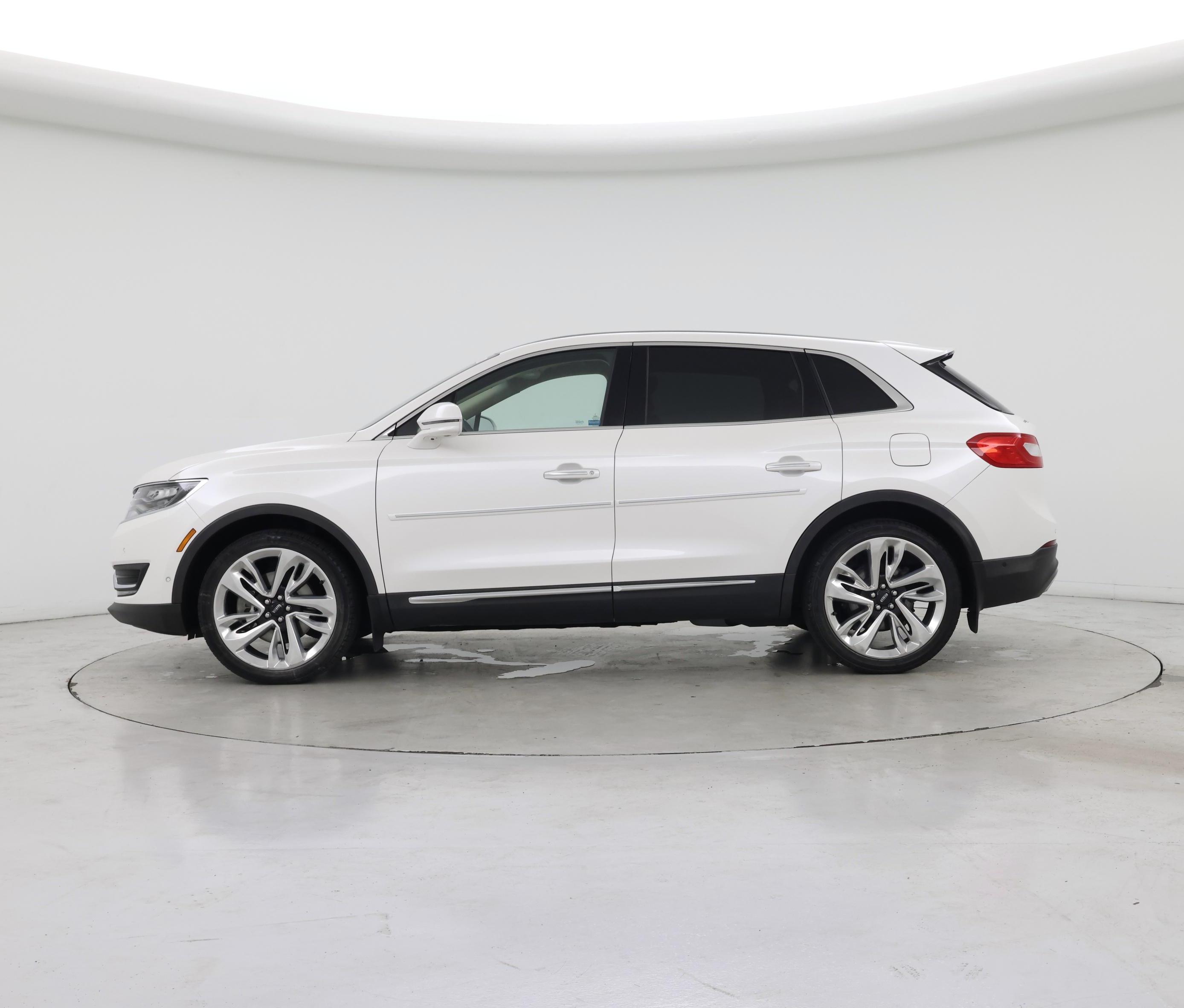 Thumbnail: 2017 Lincoln MKX - 3