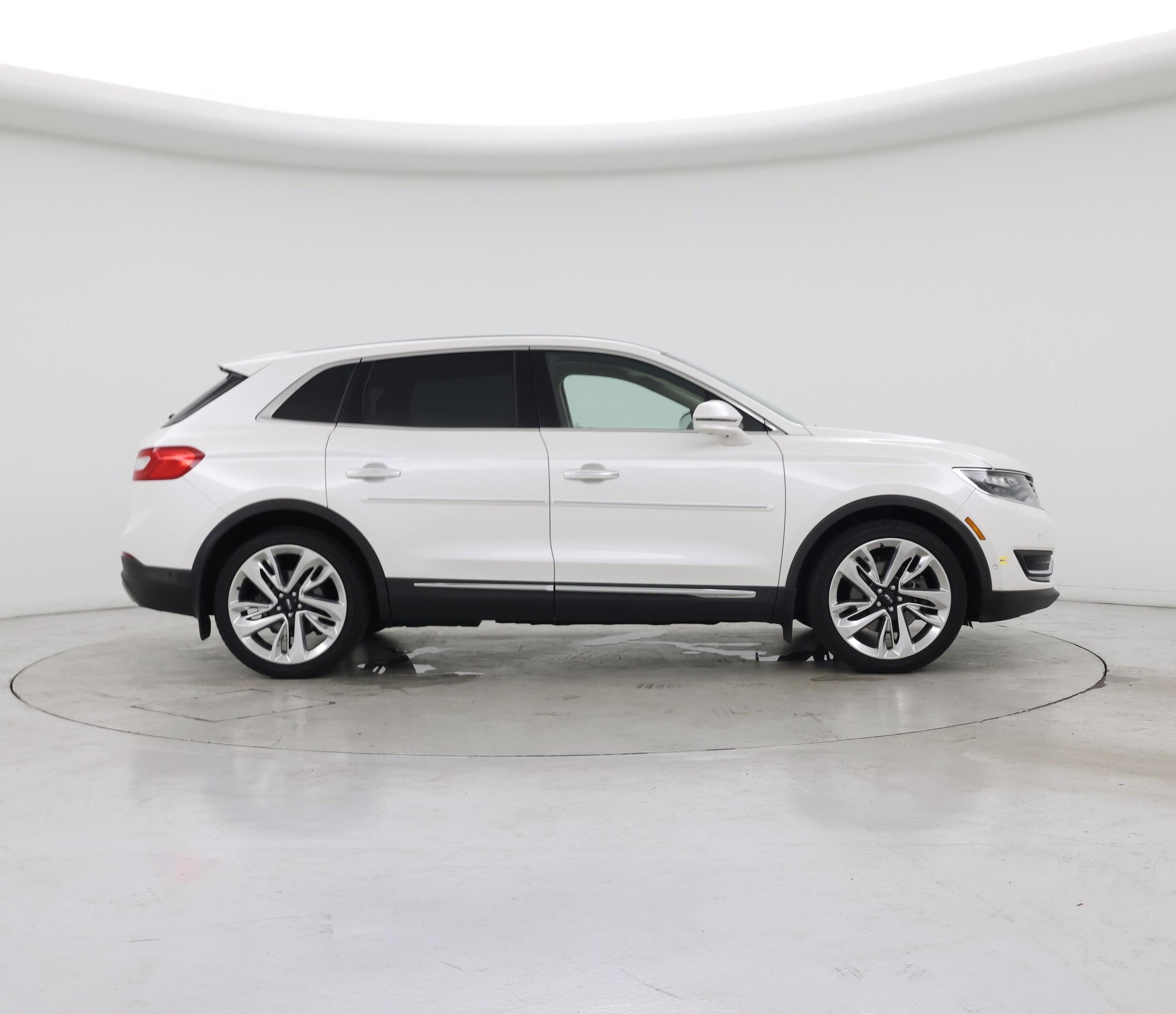 Thumbnail: 2017 Lincoln MKX - 7