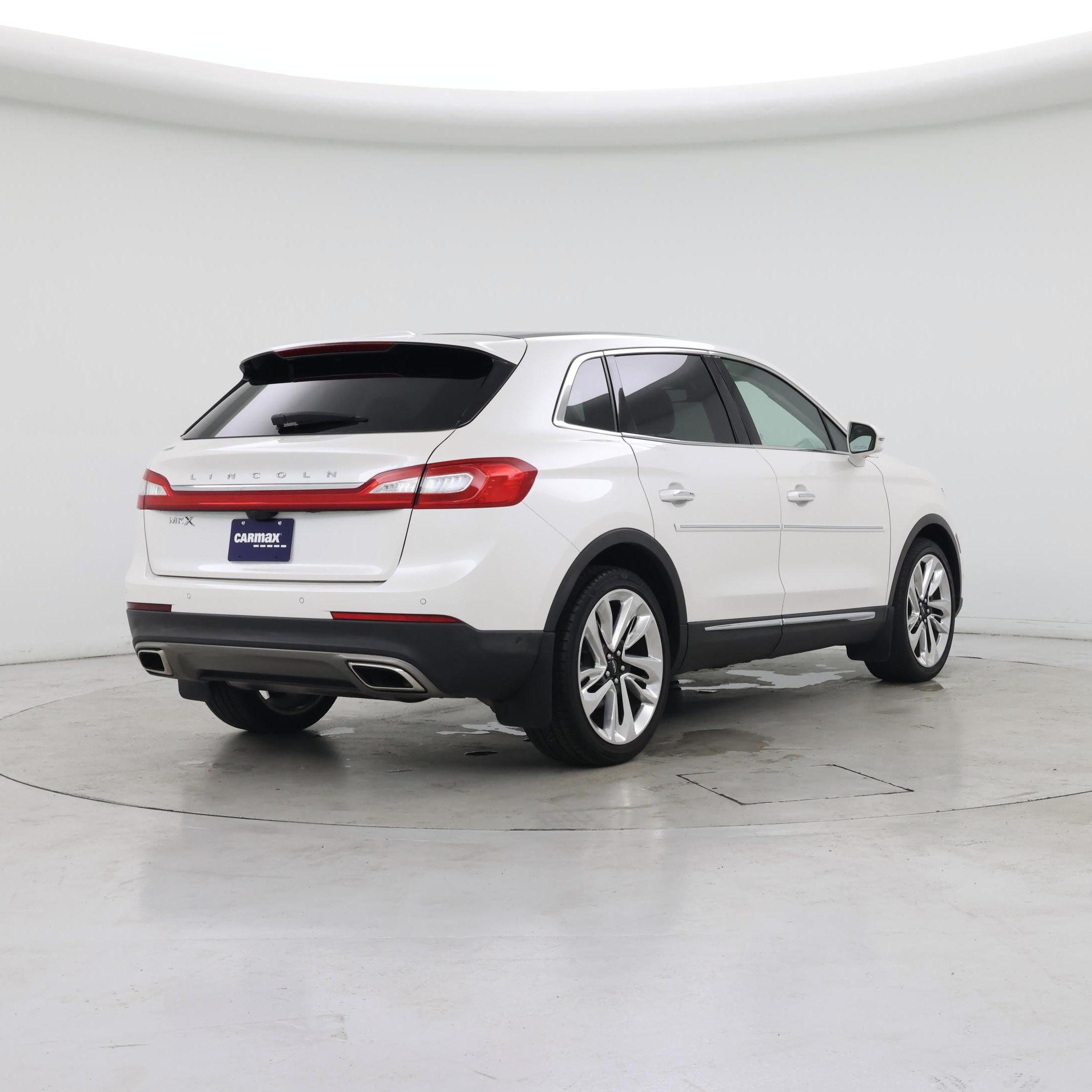 Thumbnail: 2017 Lincoln MKX - 8