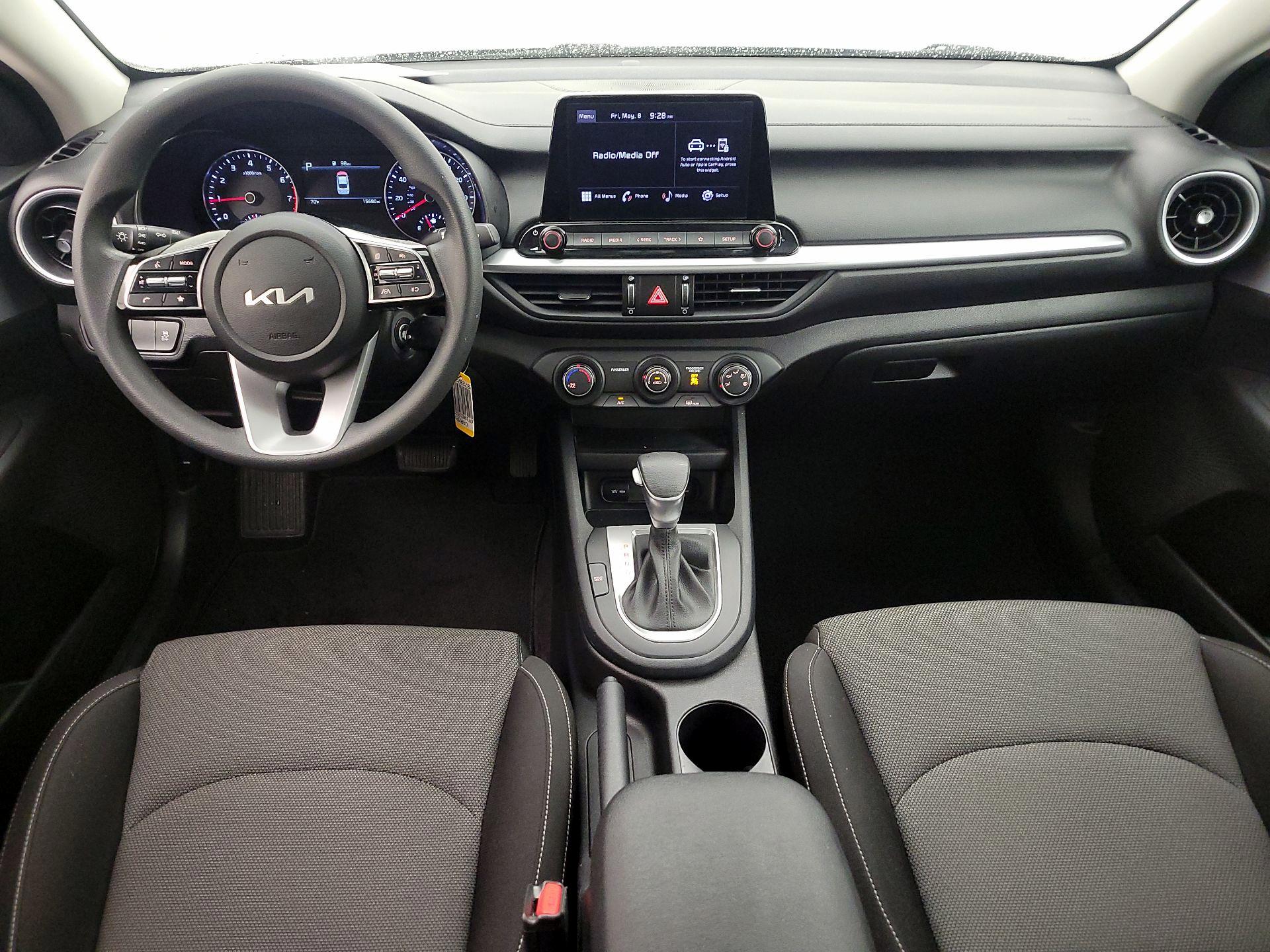 Thumbnail: 2023 Kia Forte - 9