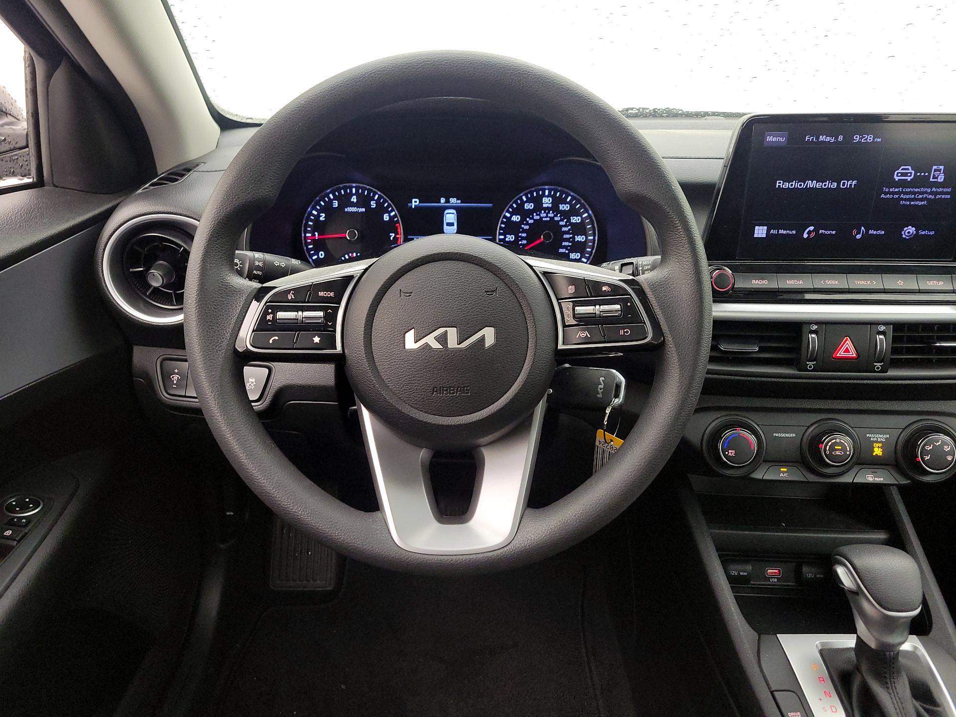 Thumbnail: 2023 Kia Forte - 10