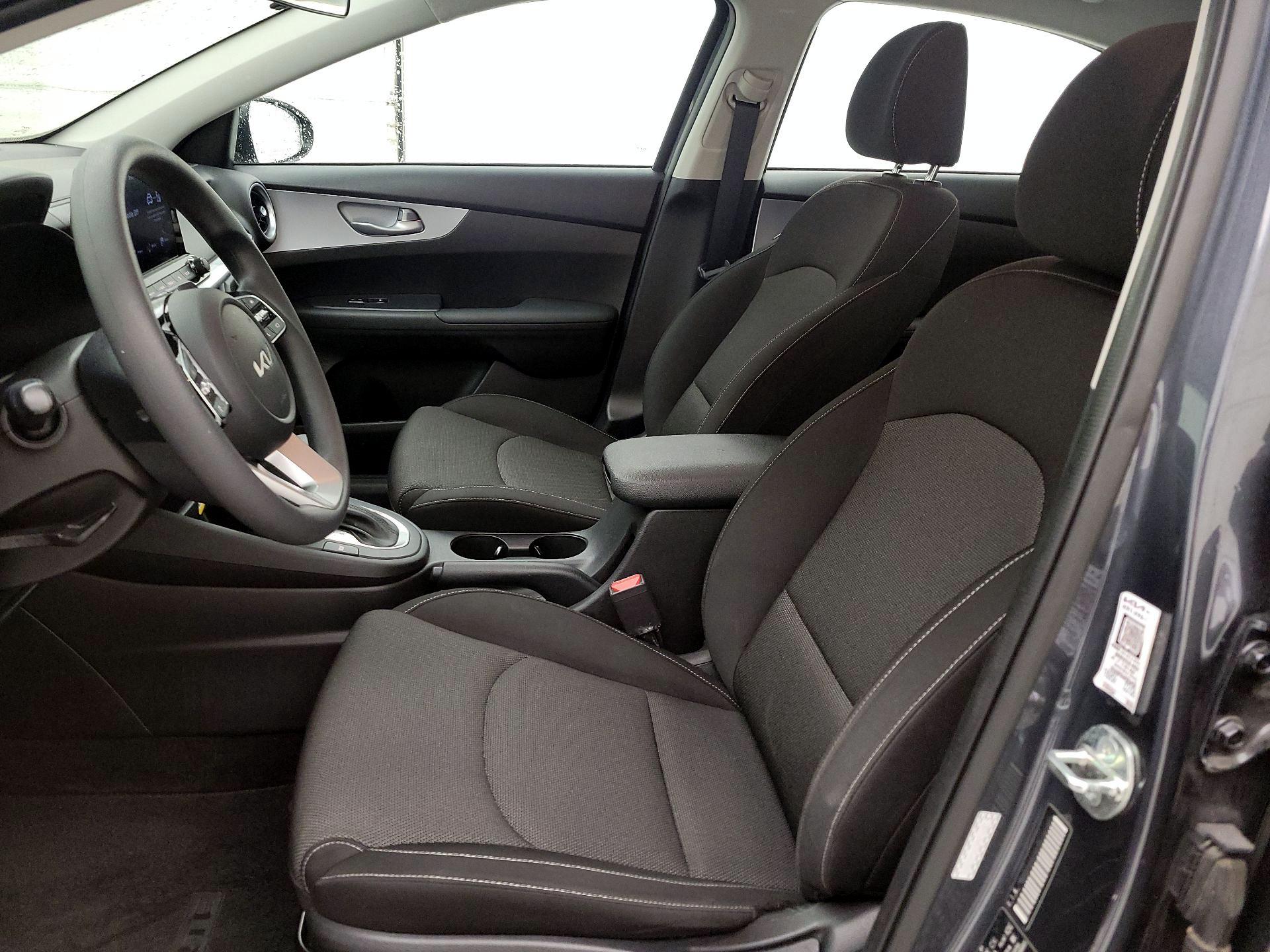 Thumbnail: 2023 Kia Forte - 11