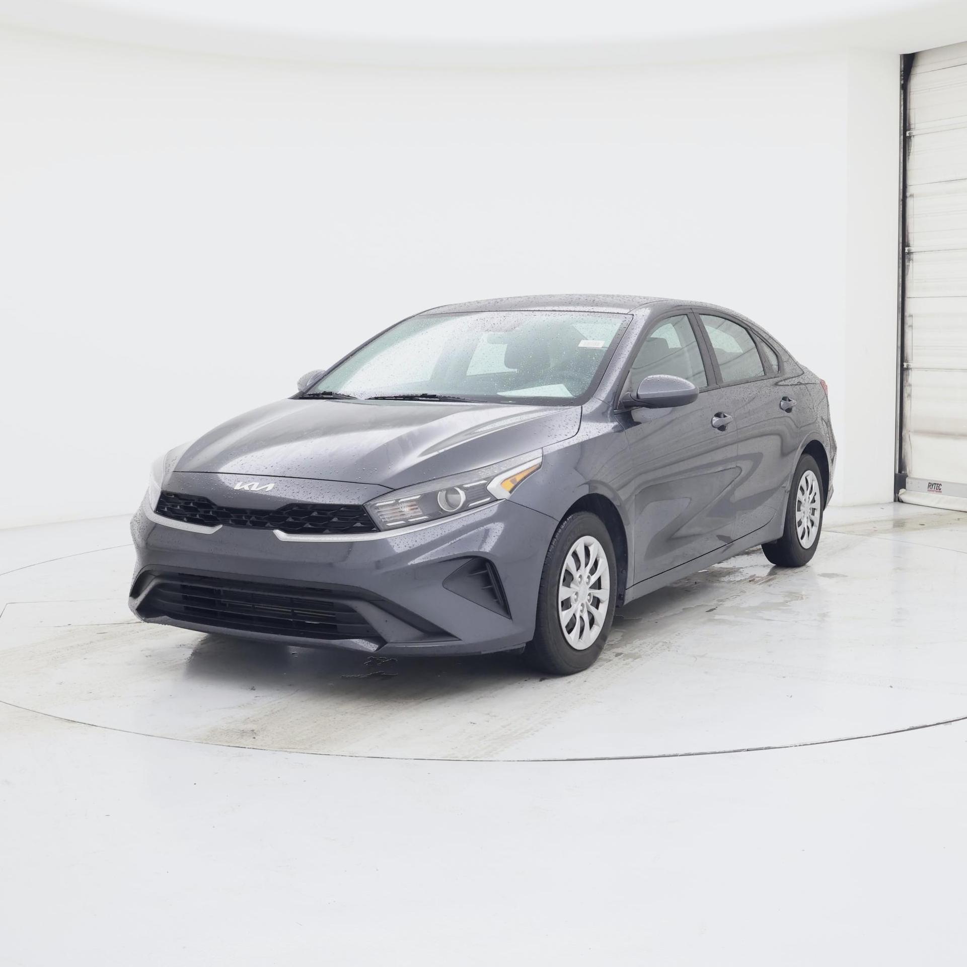 Thumbnail: 2023 Kia Forte - 4