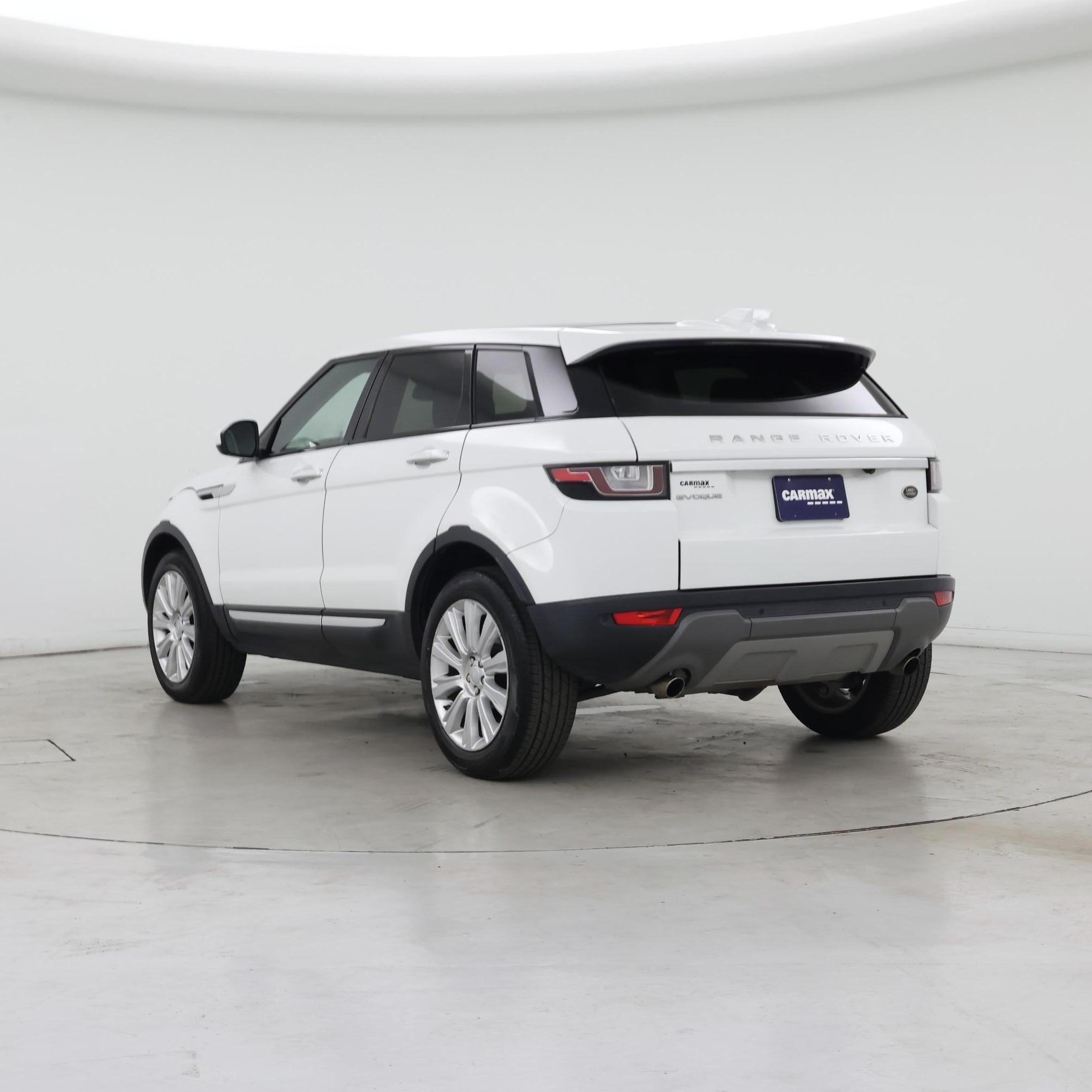 Thumbnail: 2017 Land Rover Range Rover Evoque - 2