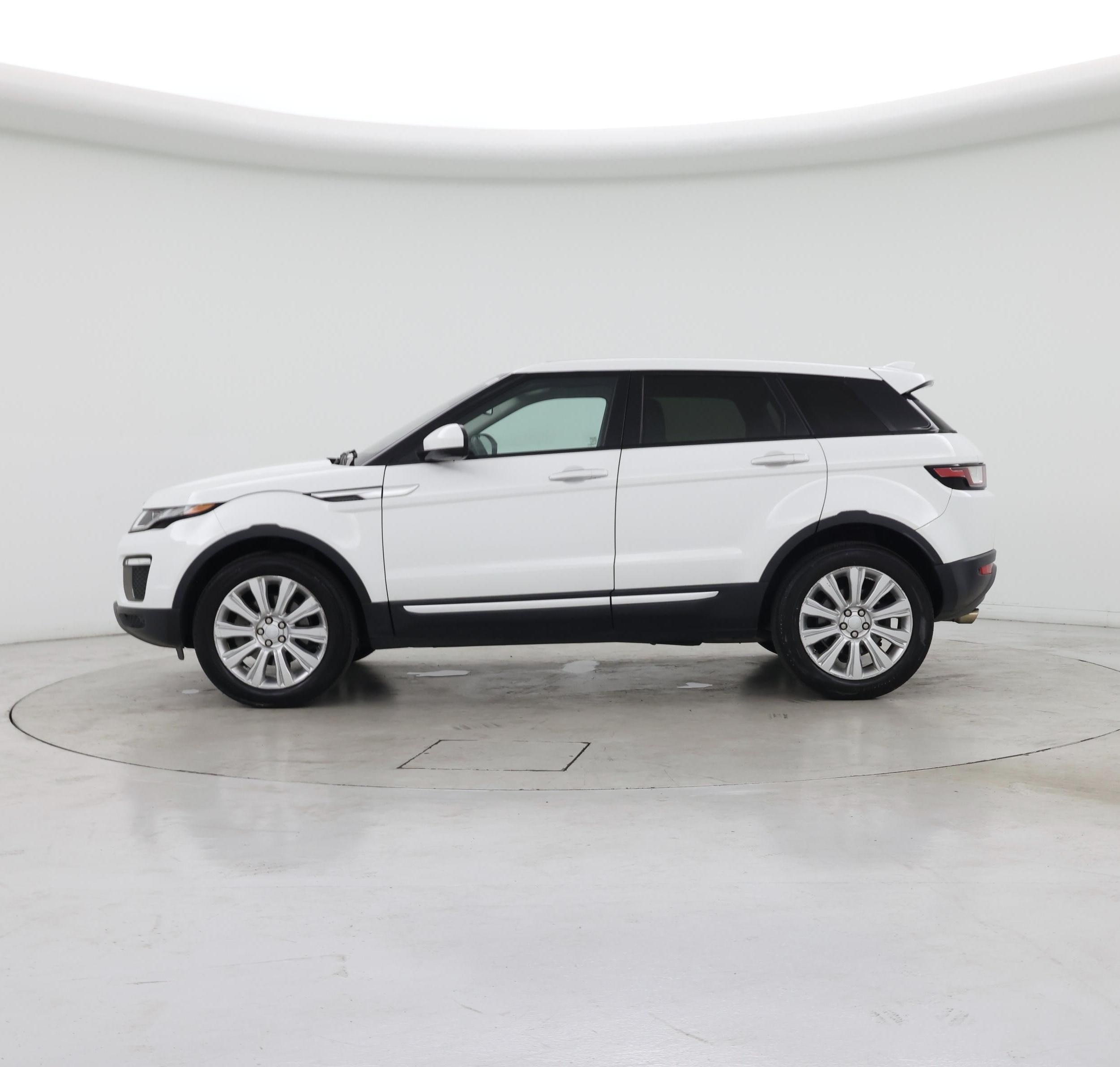 Thumbnail: 2017 Land Rover Range Rover Evoque - 3
