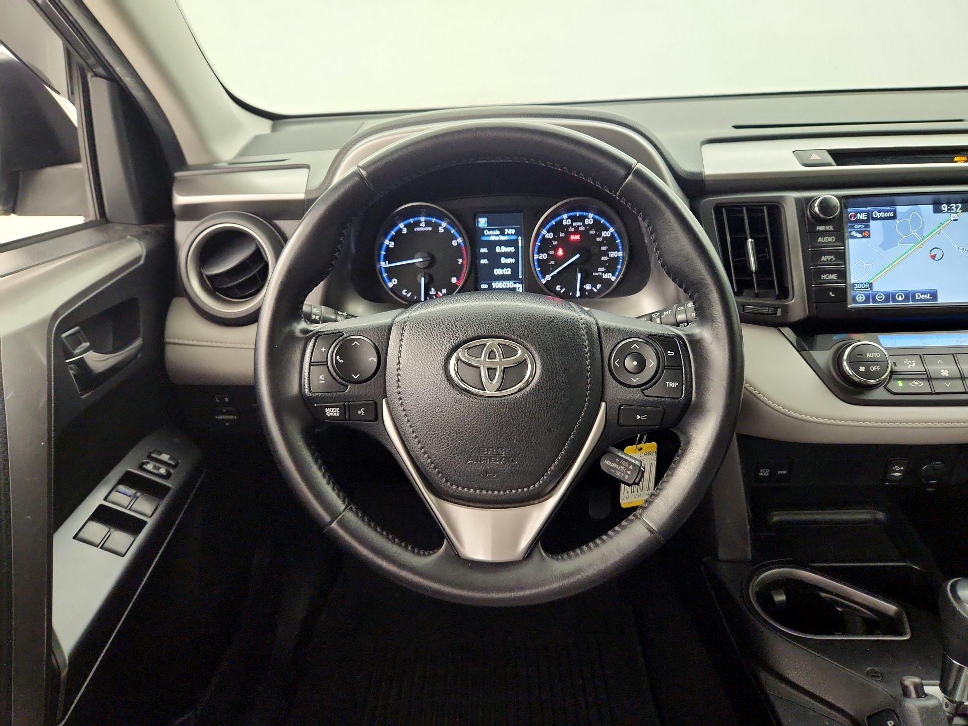Thumbnail: 2017 Toyota RAV4 - 10