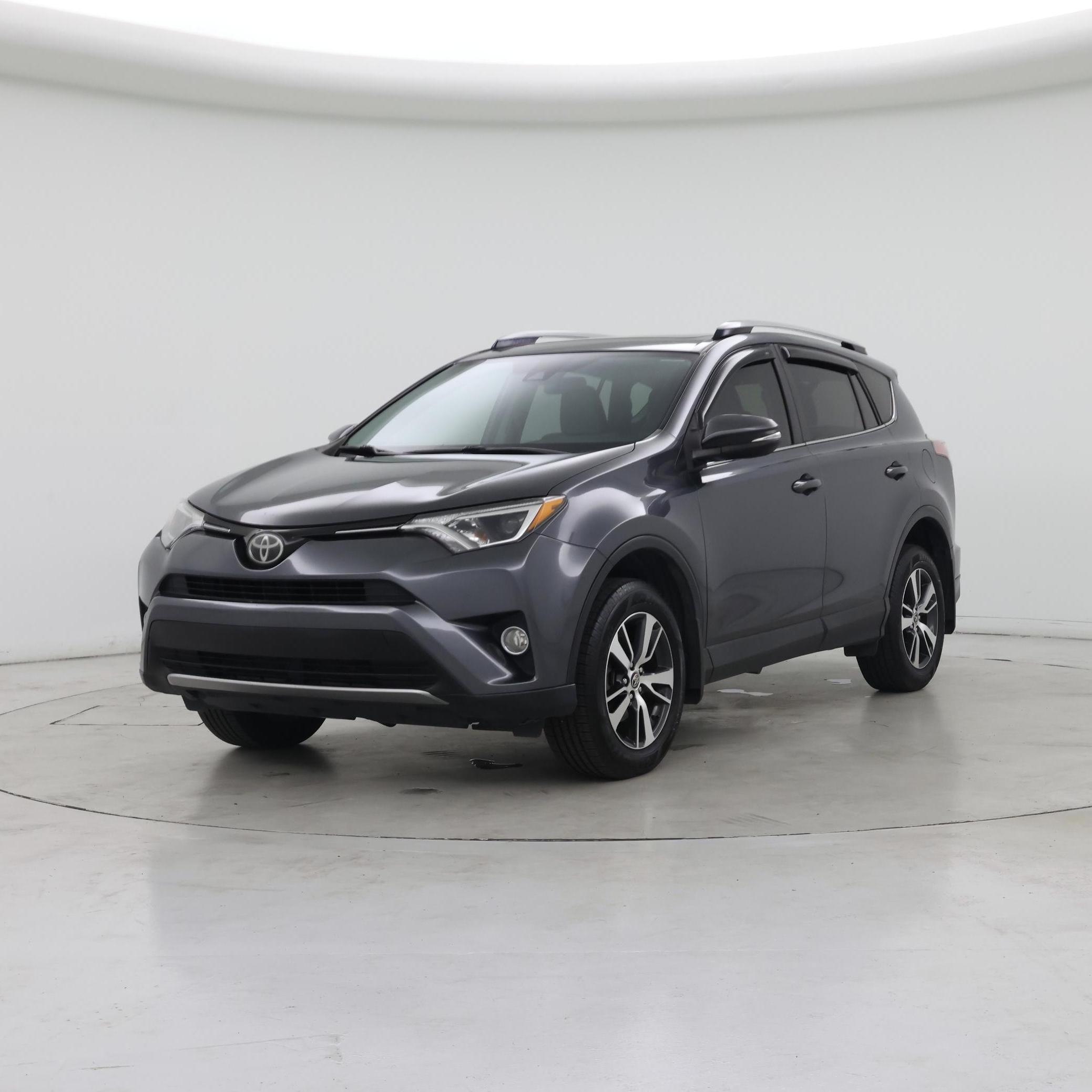 Thumbnail: 2017 Toyota RAV4 - 4