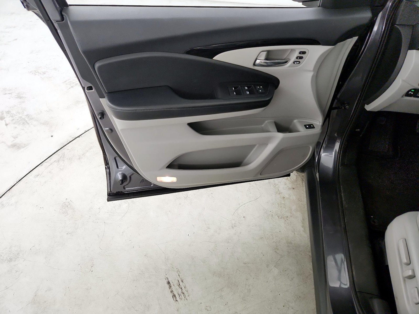2018 Honda Pilot Touring - Photo 13