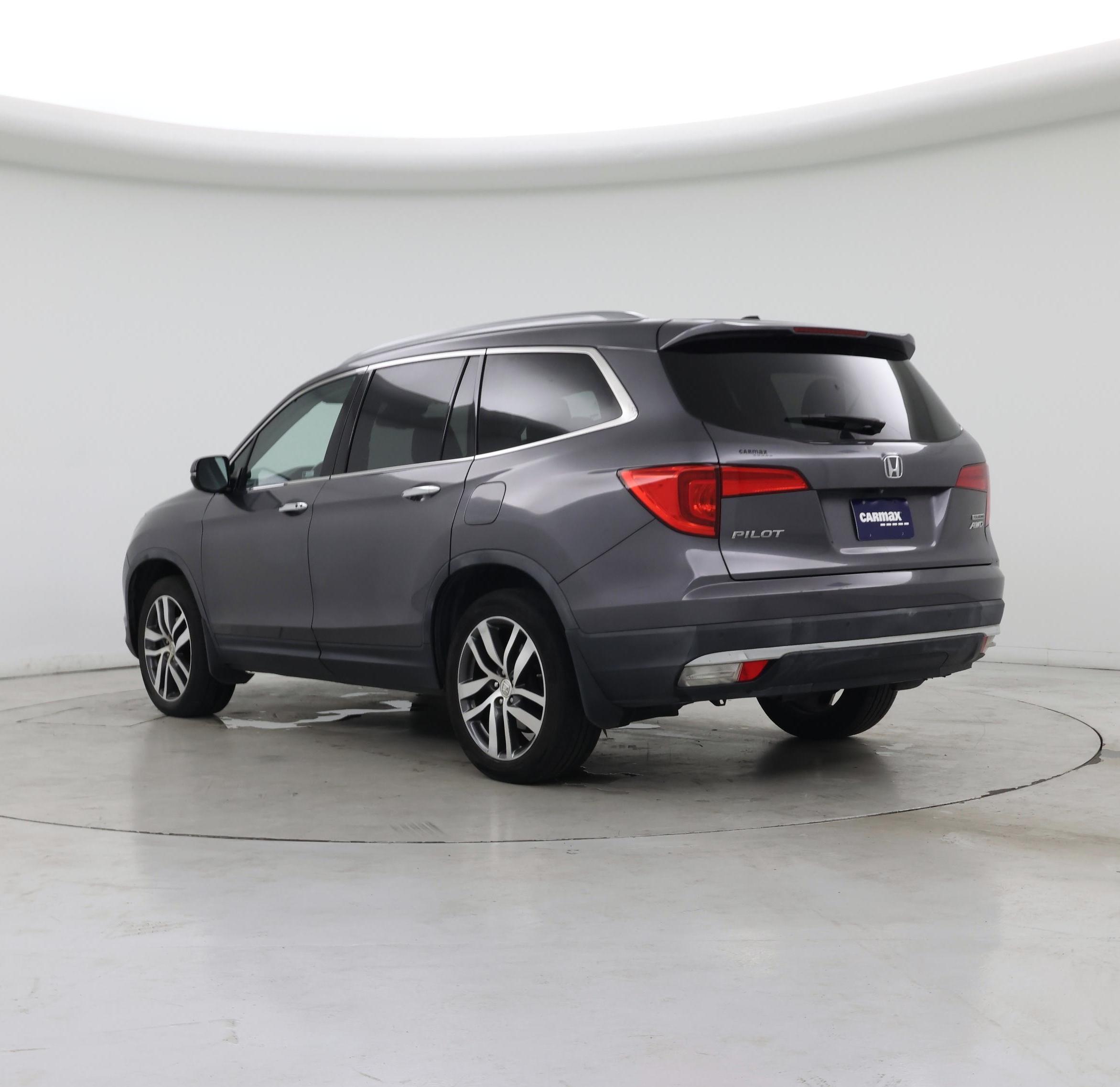 Thumbnail: 2018 Honda Pilot - 2