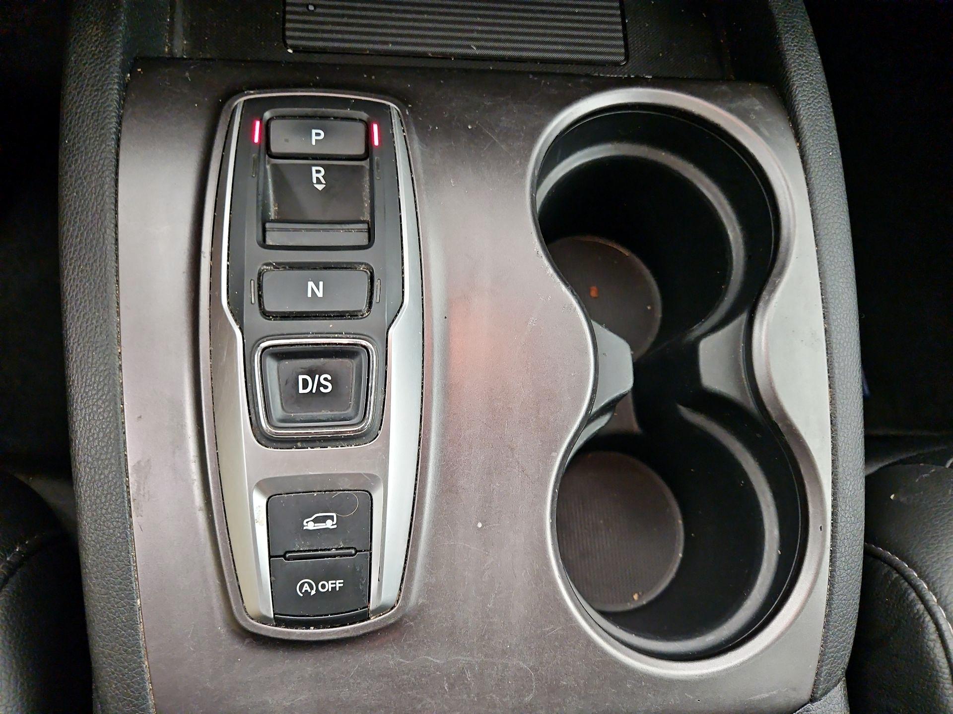 Thumbnail: 2022 Honda Pilot - 17