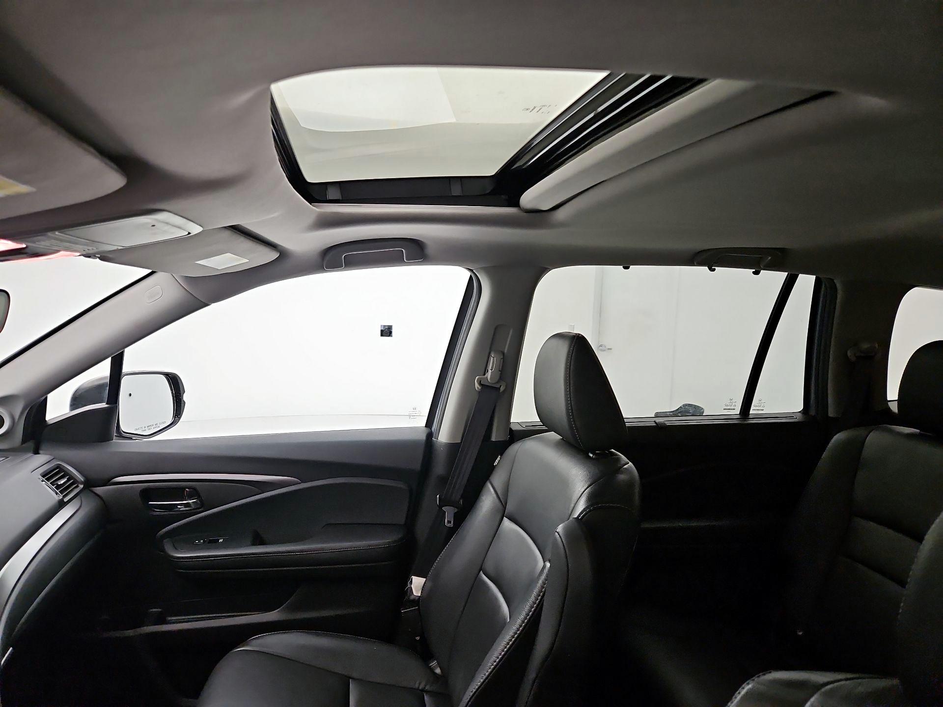 Thumbnail: 2022 Honda Pilot - 19