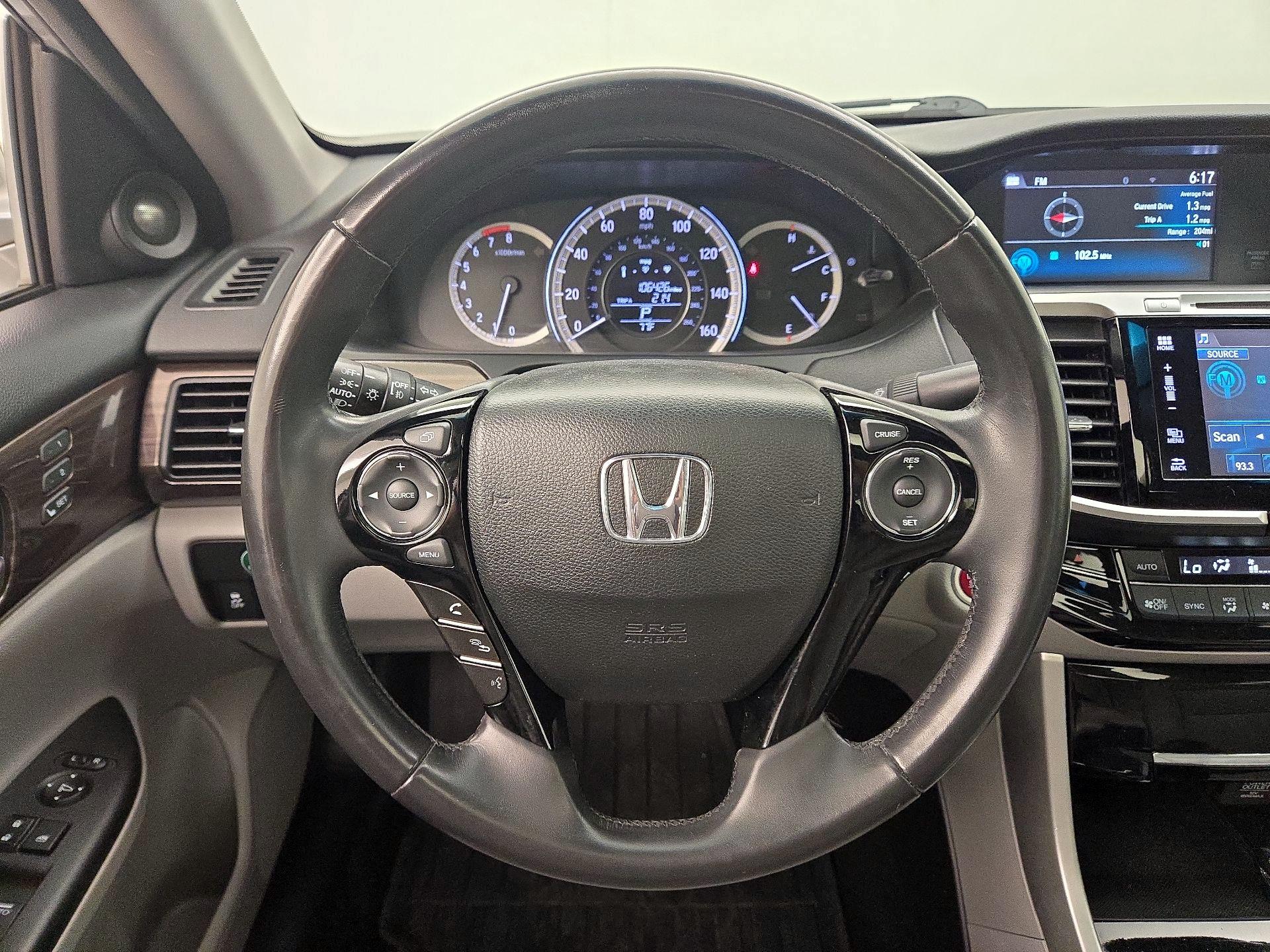 Thumbnail: 2017 Honda Accord - 10