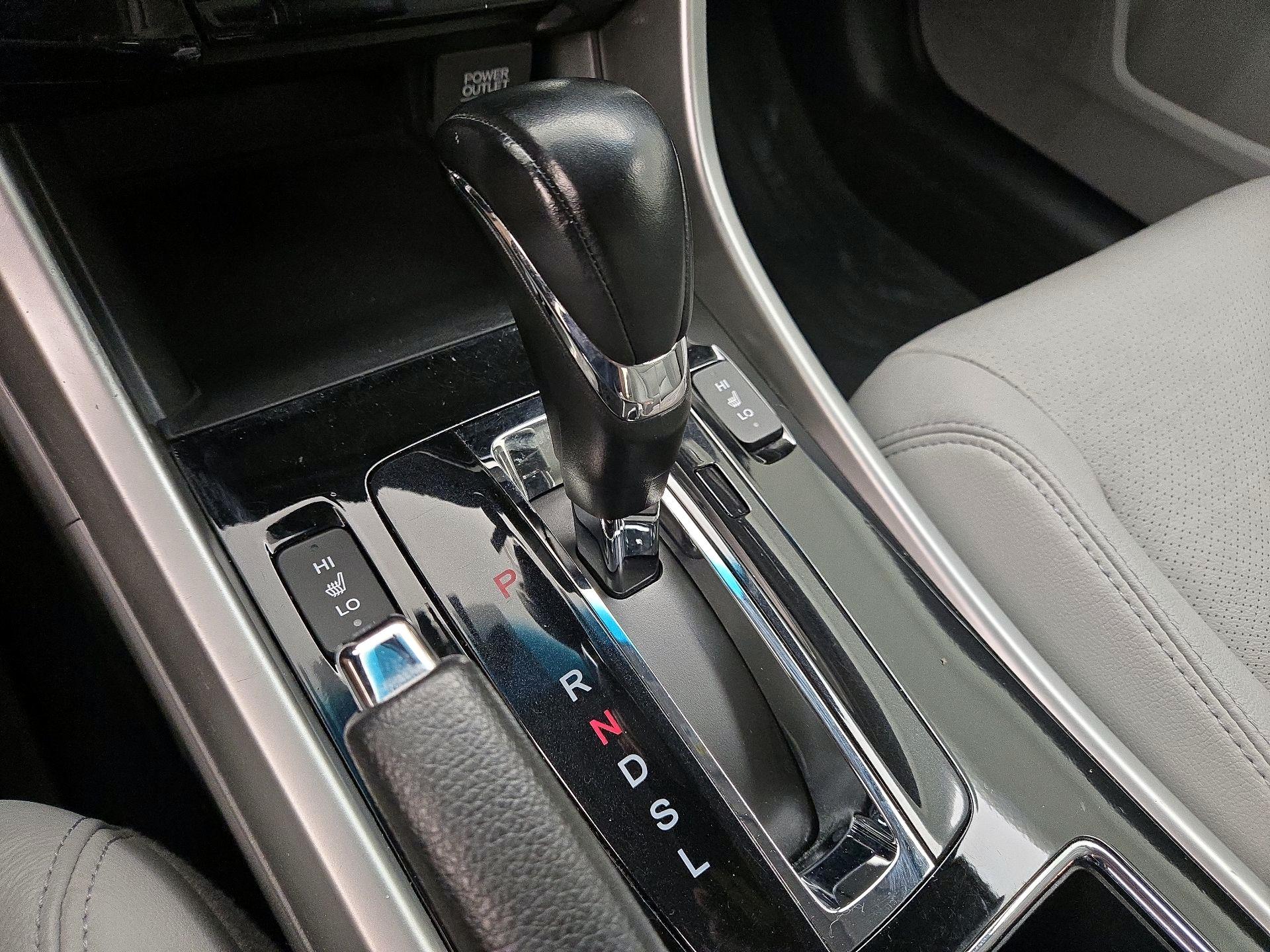 Thumbnail: 2017 Honda Accord - 17