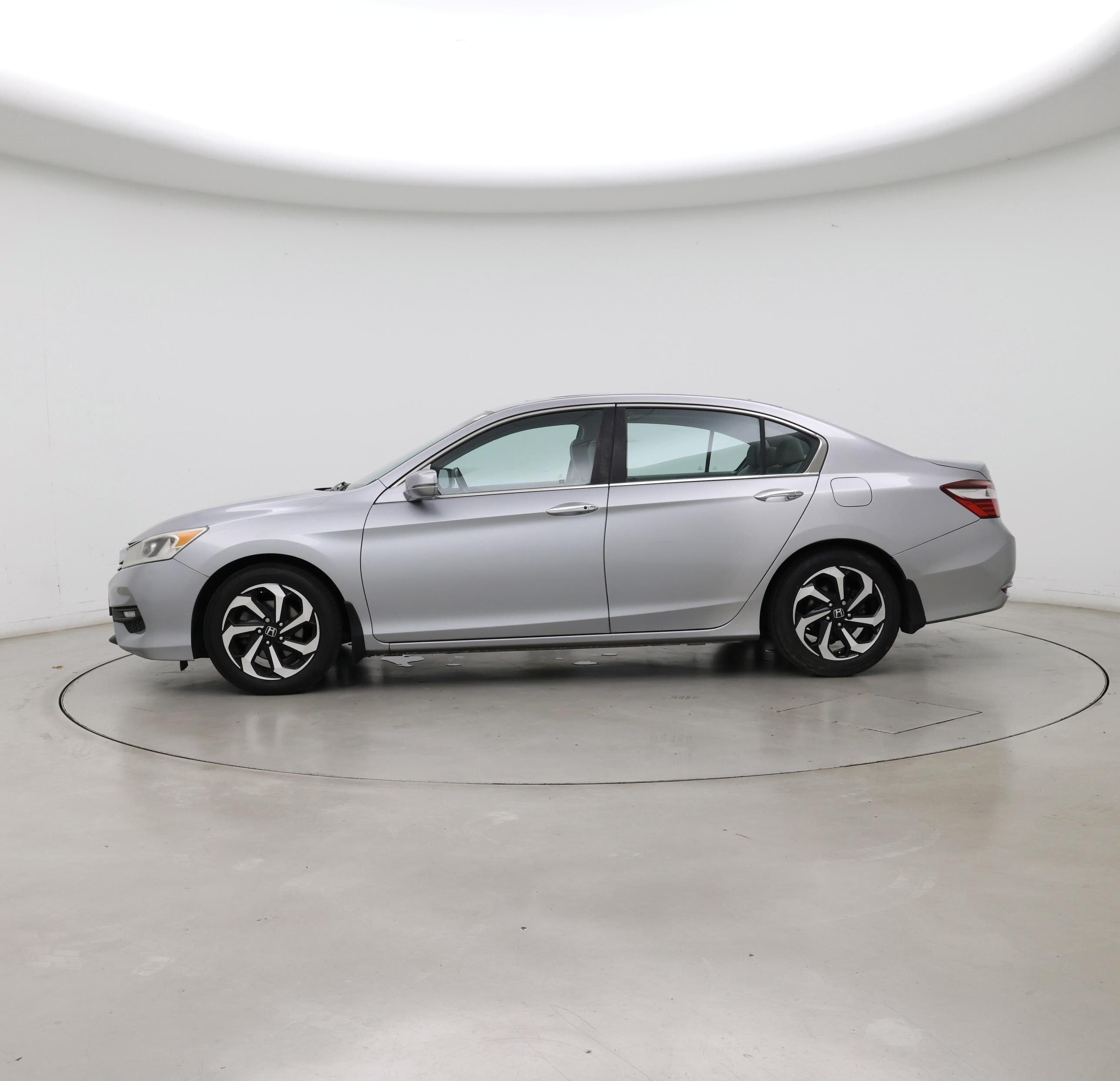 Thumbnail: 2017 Honda Accord - 3
