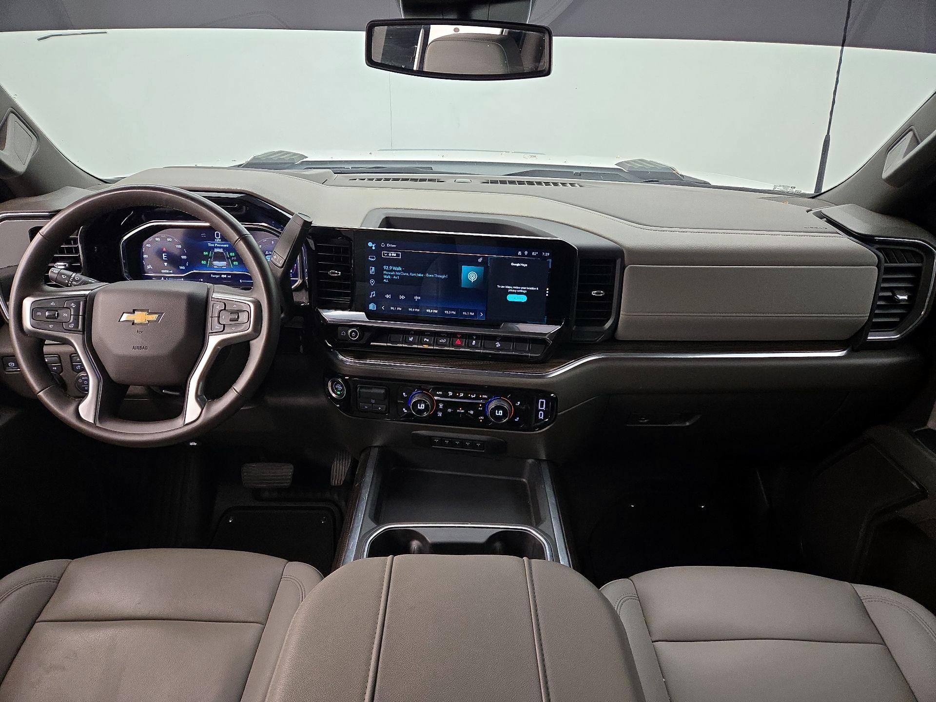 Thumbnail: 2025 Chevrolet Silverado 3500 - 9