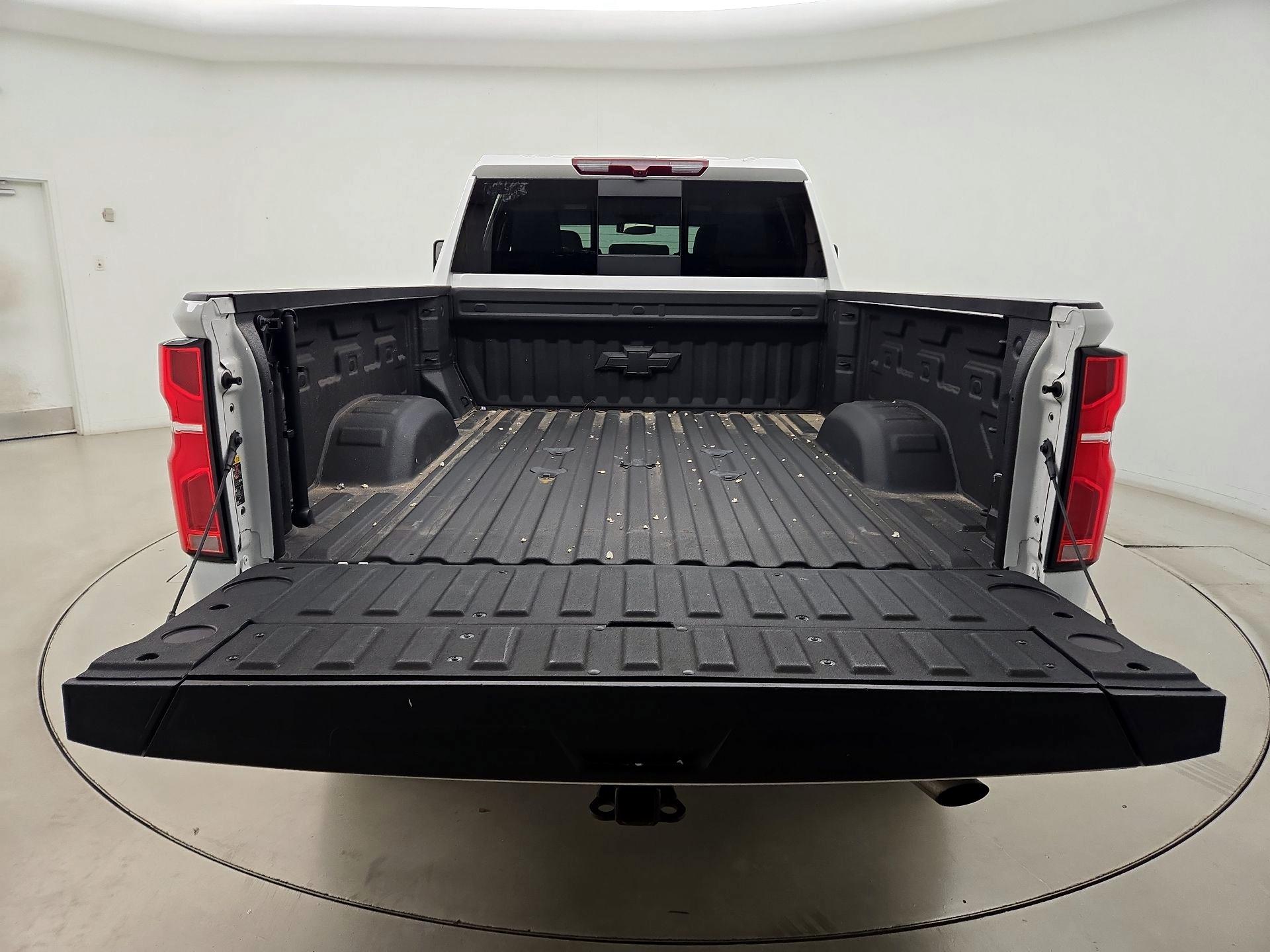 Thumbnail: 2025 Chevrolet Silverado 3500 - 20