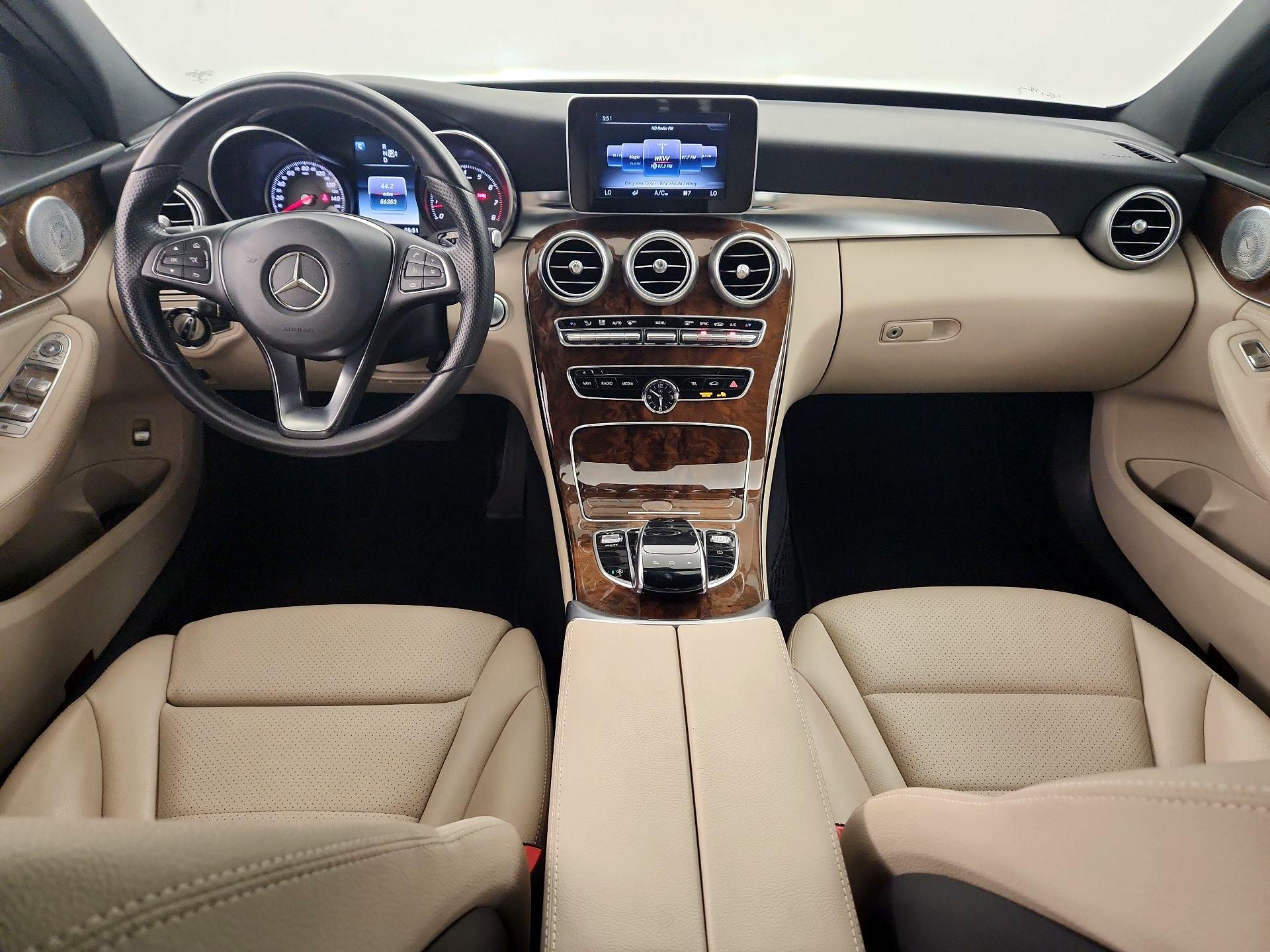 Thumbnail: 2015 Mercedes-Benz C-Class - 9